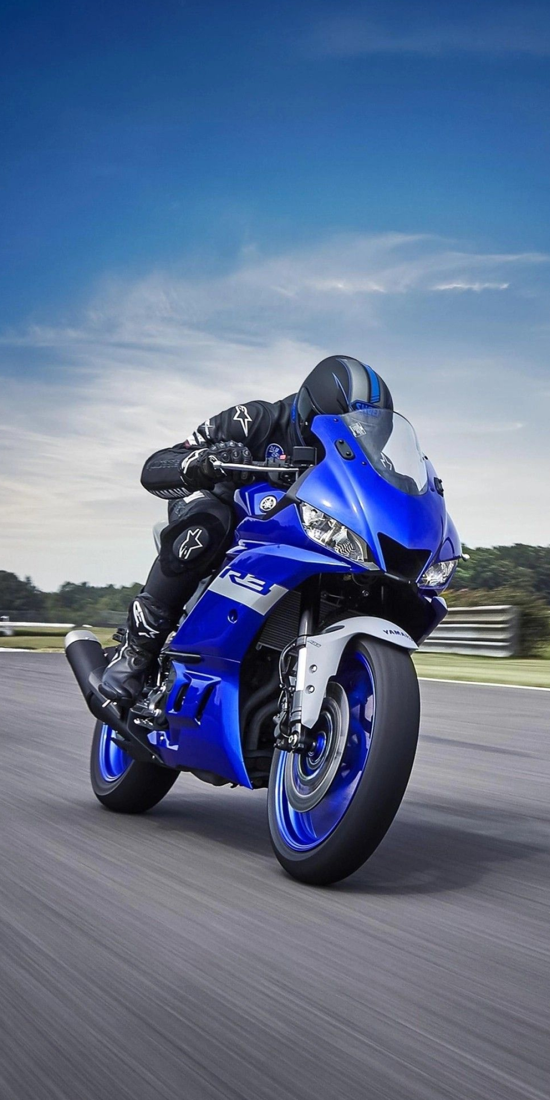 Yamaha YZF-R3, Performance bikes, Yamaha brand, Sporty design, 1080x2160 HD Handy