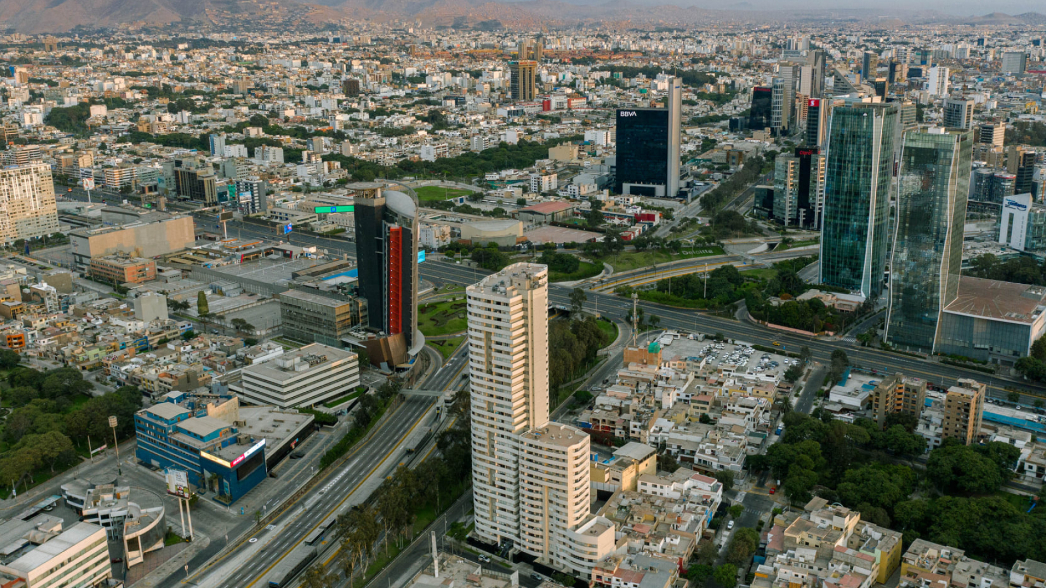 Lima, Peru, Modern metropolis, Skyscrapercity forum, 2050x1150 HD Desktop