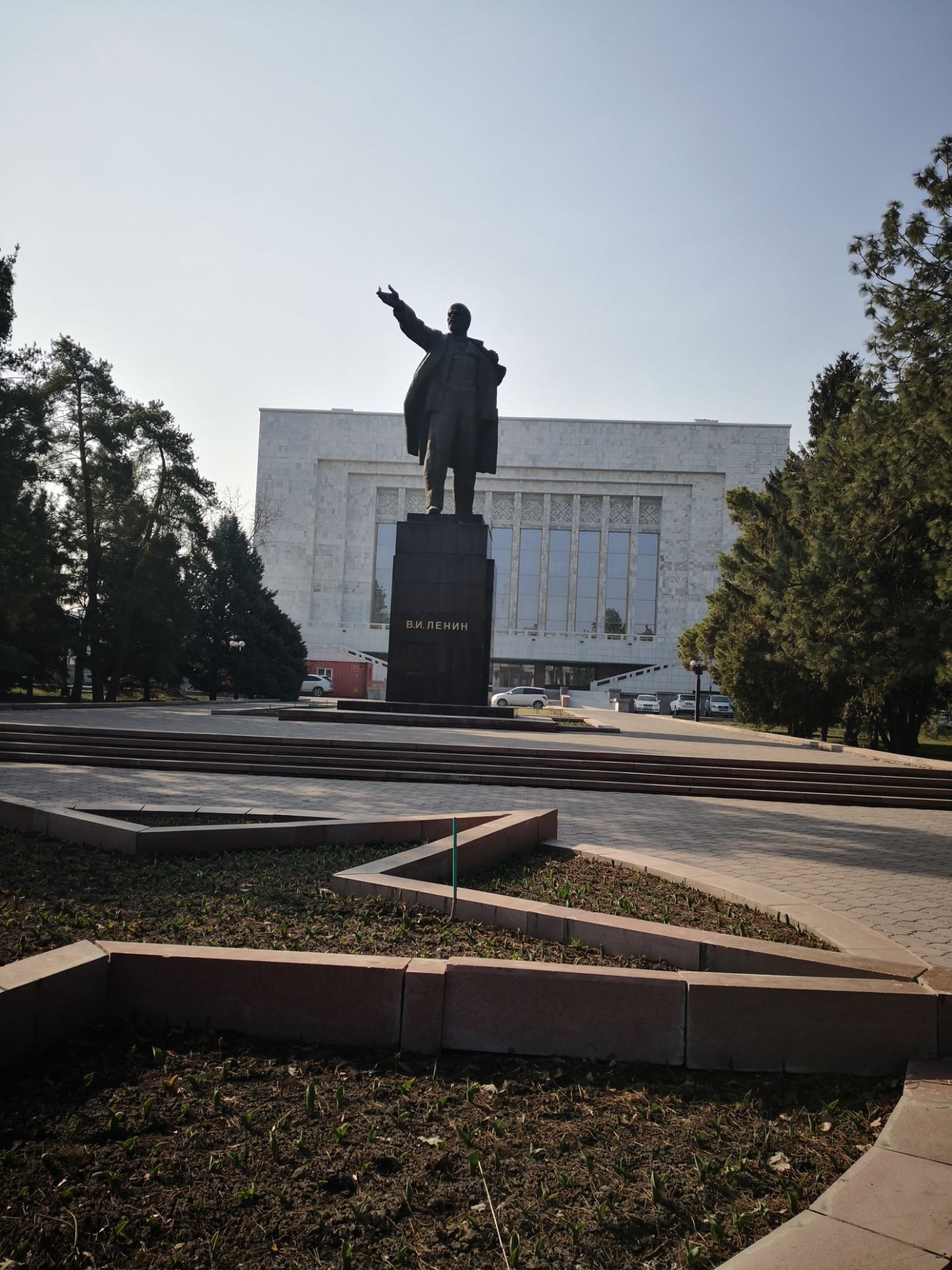 Ala Too Square, Bishkek, Travel reviews, Kyrgyzstan, 1440x1920 HD Phone