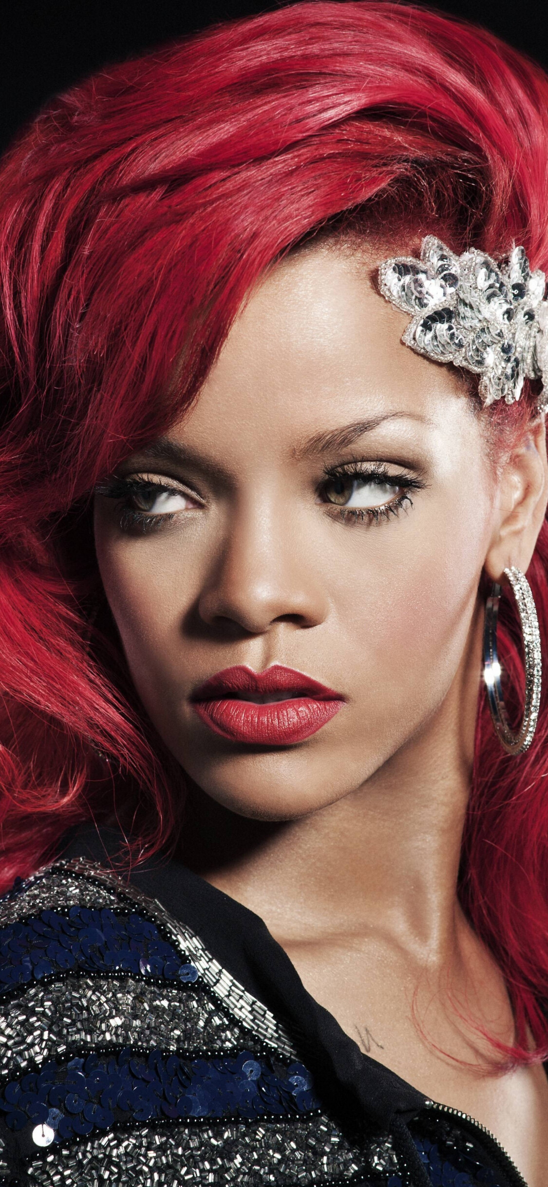 Rihanna: Hit single, Umbrella, Won Grammy Award. 1130x2440 HD Wallpaper.