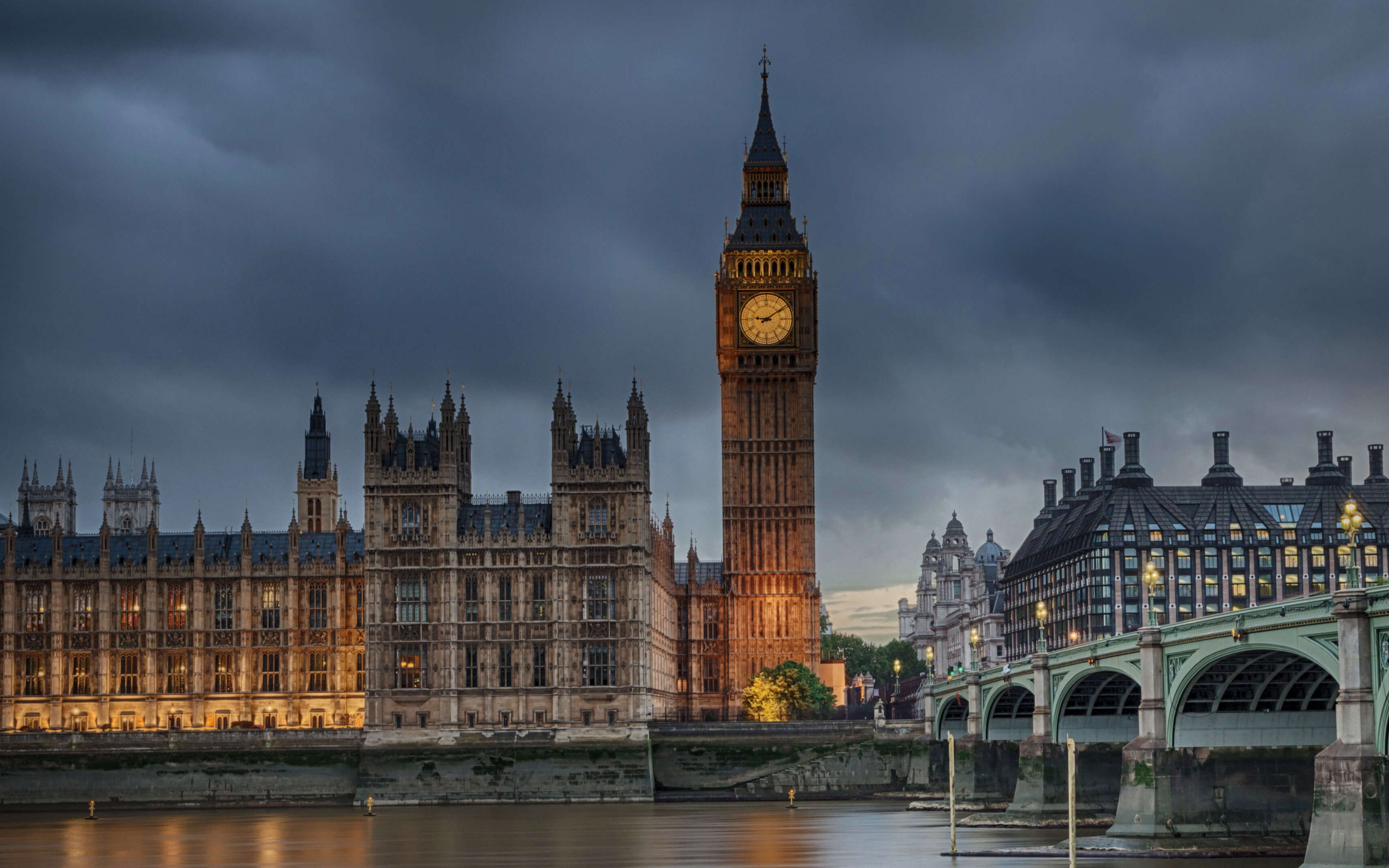 Big Ben, Evening atmosphere, Westminster Palace, England travel, 2880x1800 HD Desktop