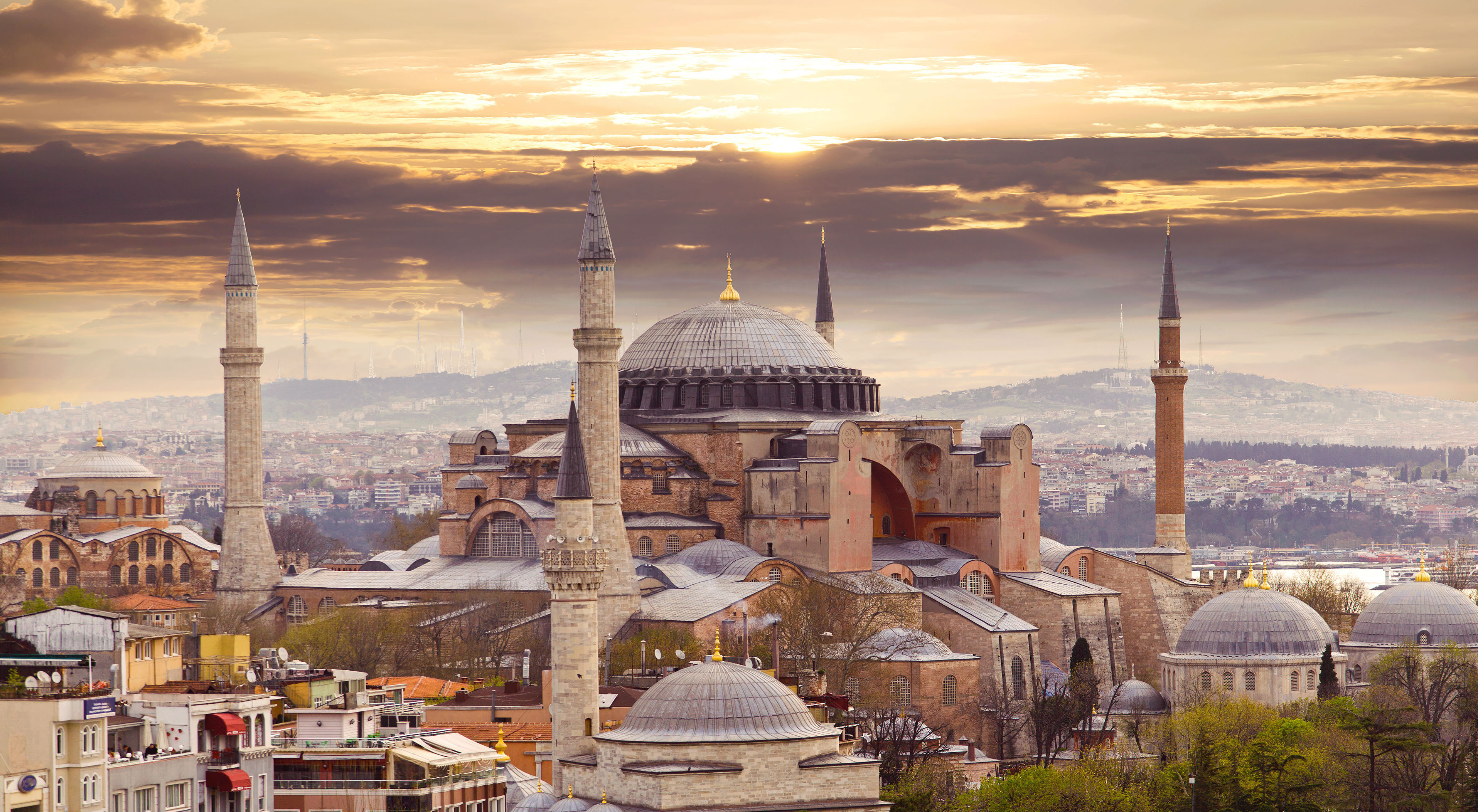 Hagia Sophia, Tourist tickets, Istanbul attractions, Historical site, 3840x2110 HD Desktop