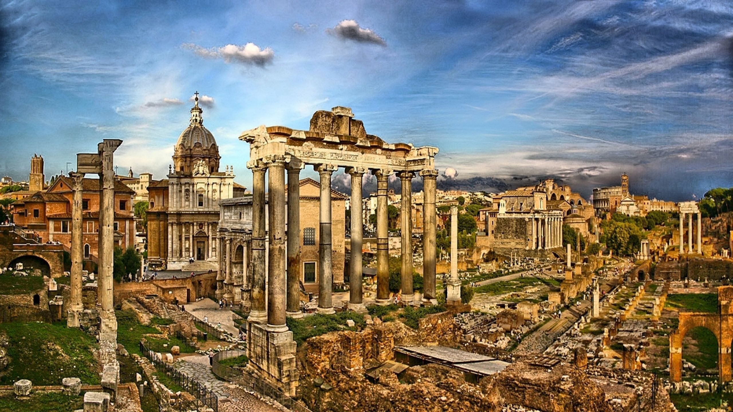 Rome: Roman ruins, Regarded by many as the first-ever Imperial city and metropolis. 2560x1440 HD Wallpaper.