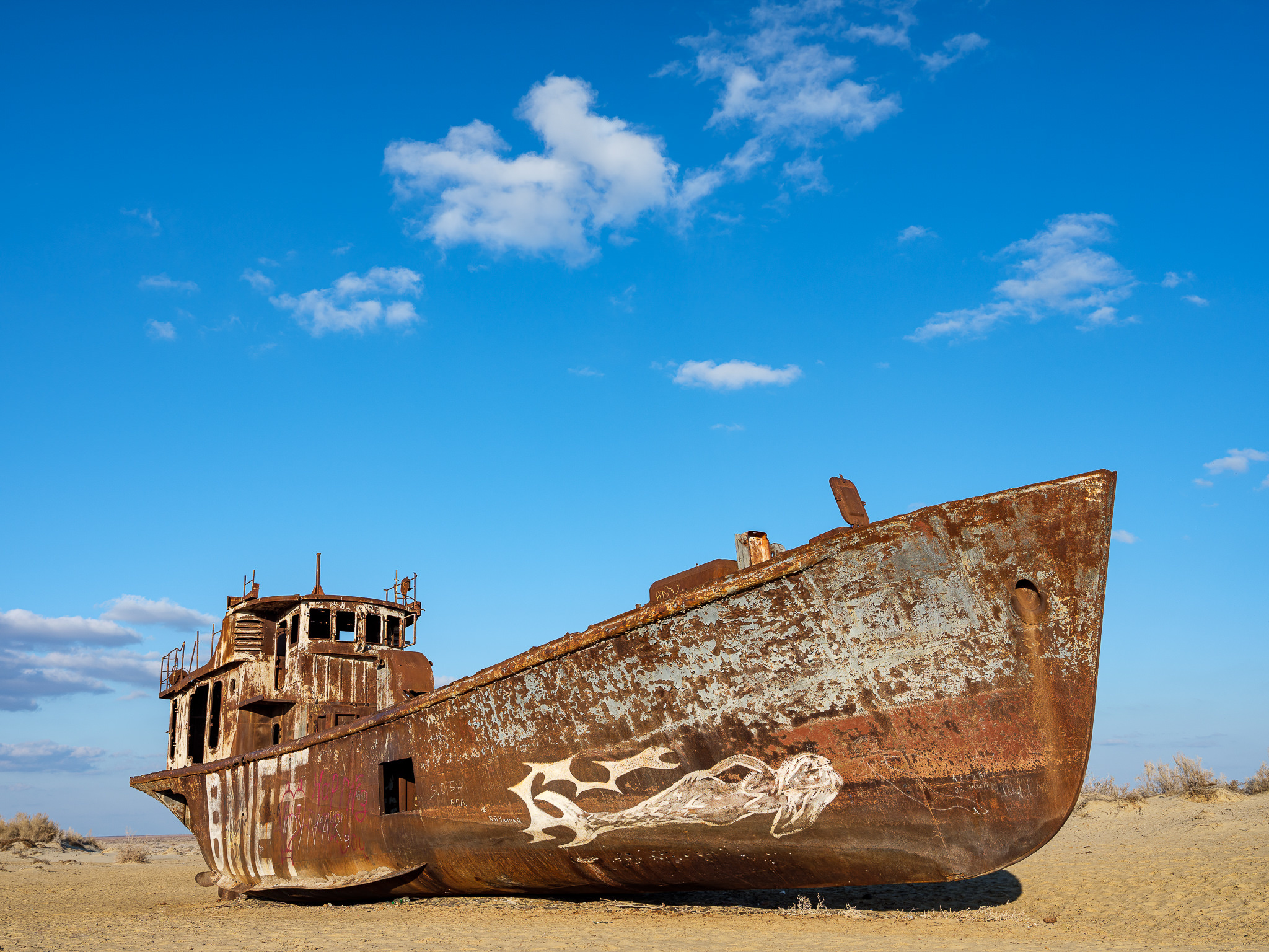 Aral Sea, Uzbekistan photography, Karakalpakstan attractions, Stunning landscapes, 2050x1540 HD Desktop