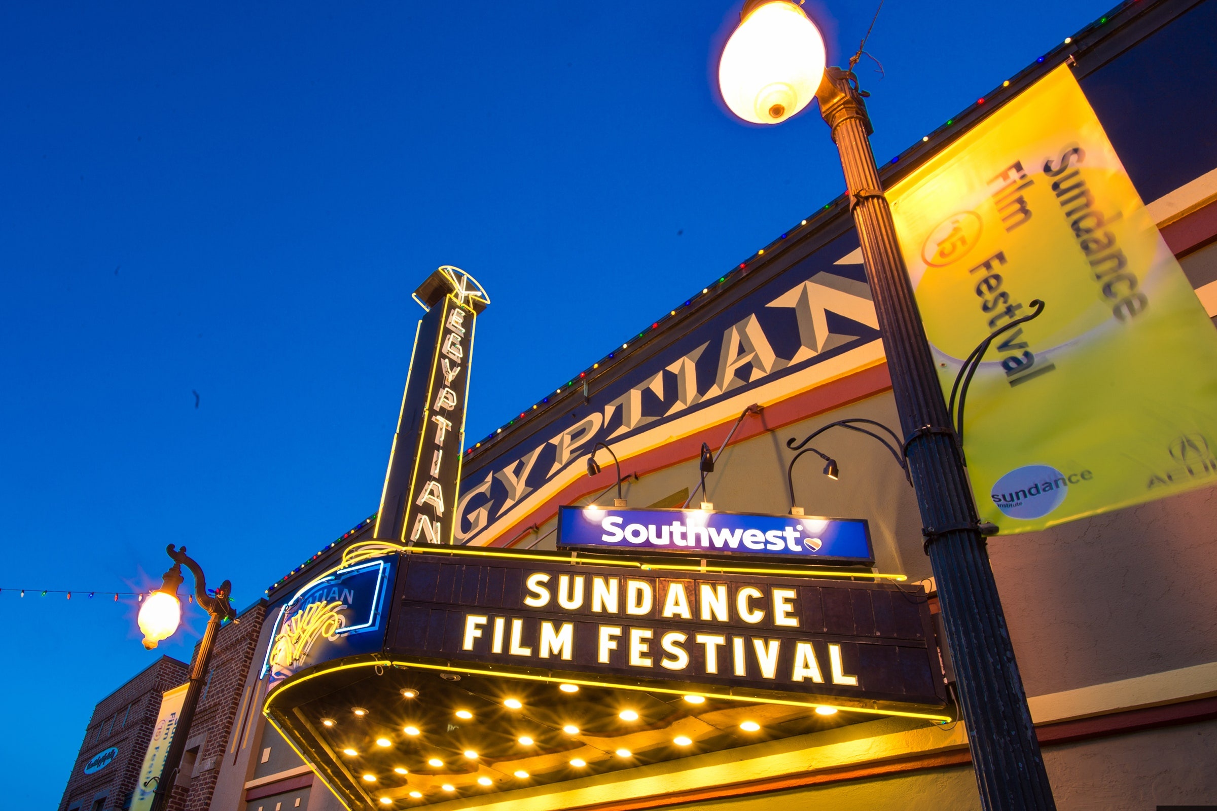 Sundance Film Festival, Journalists critique, Film industry, Media coverage, 2400x1600 HD Desktop
