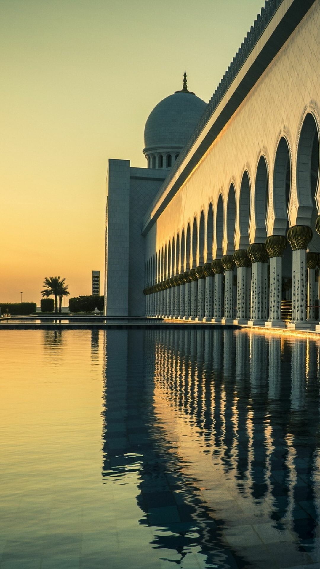 United Arab Emirates: Sheikh Zayed Grand Mosque, Located in Abu Dhabi. 1080x1920 Full HD Wallpaper.