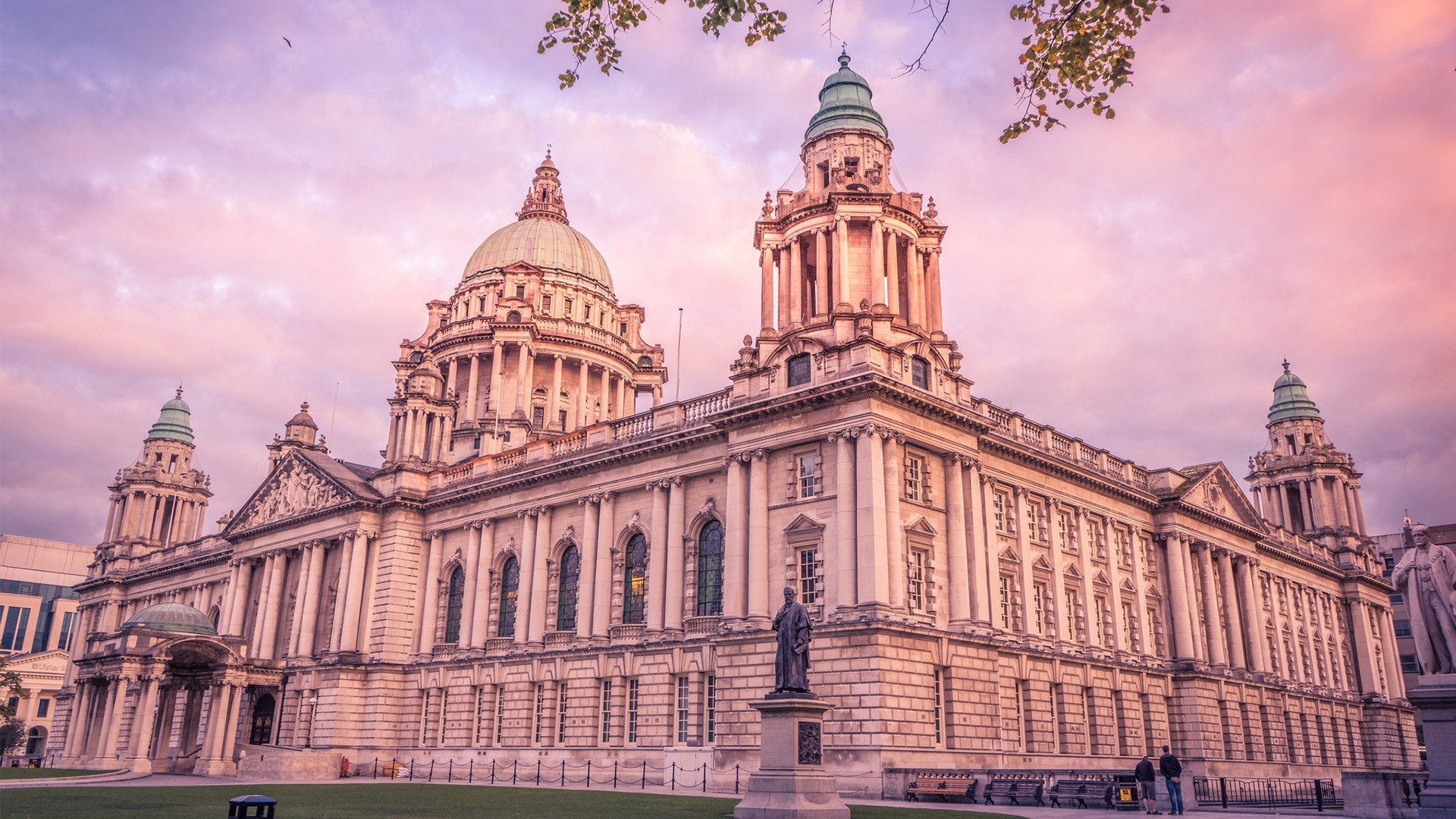Palace: Belfast City Hall, Donegall Square, Belfast, Northern Ireland. 1920x1080 Full HD Wallpaper.