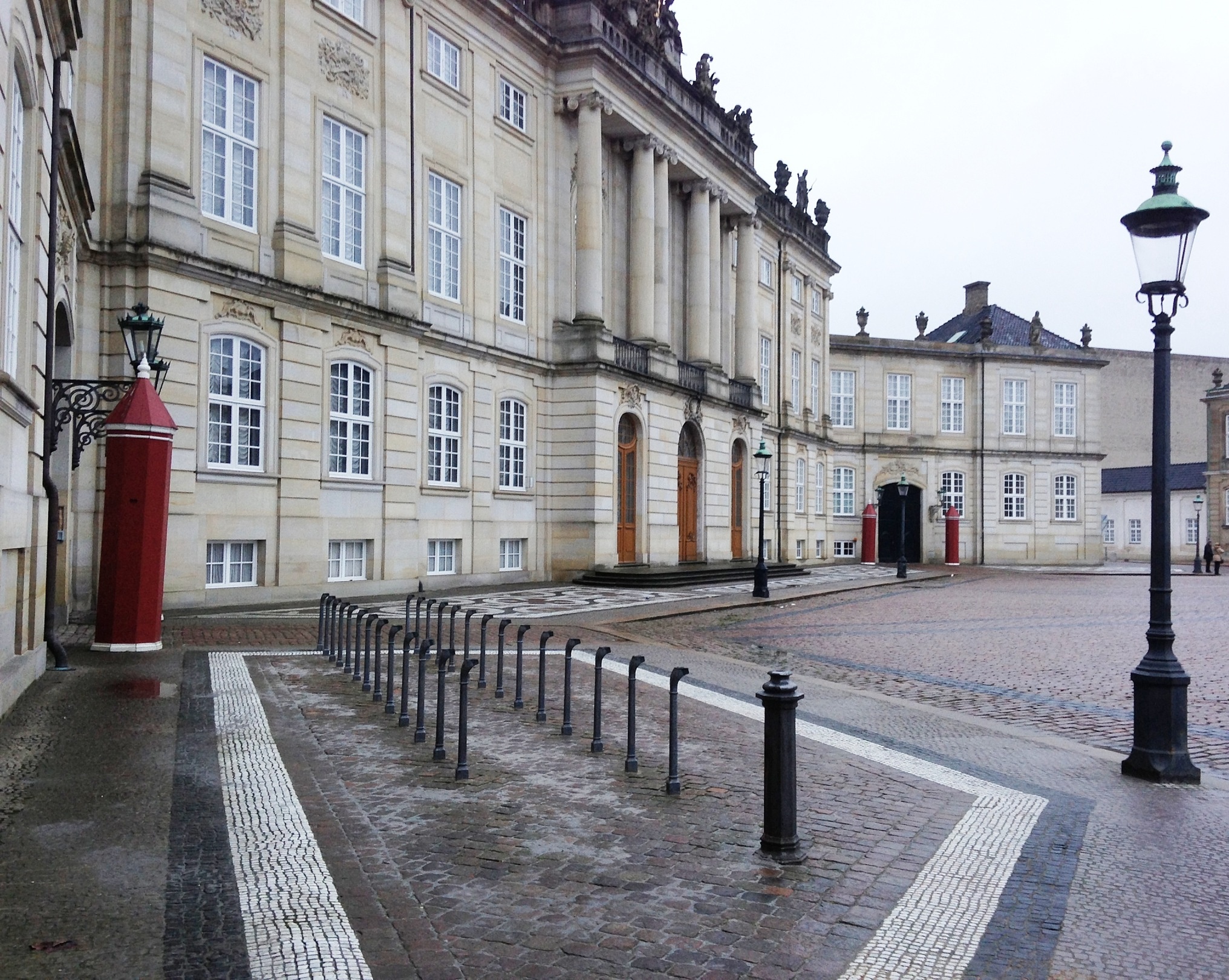 Amalienborg Palace, Amalienborg Museum, Cultural Exhibition, Danish Artifacts, 2040x1630 HD Desktop