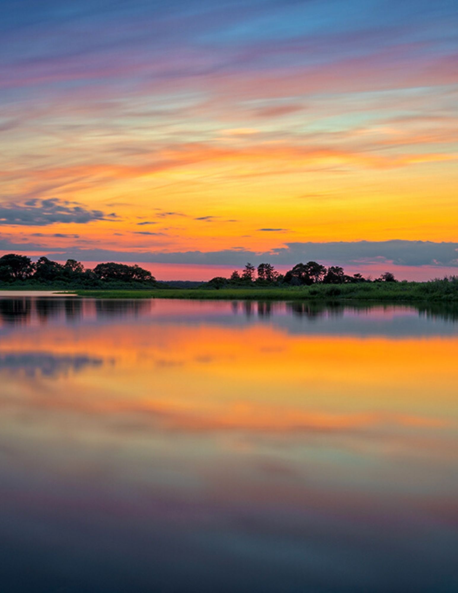 Marthas Vineyard sunrise and sunset, Photography spots, Shoreline beauty, Captivating views, 1550x2000 HD Handy