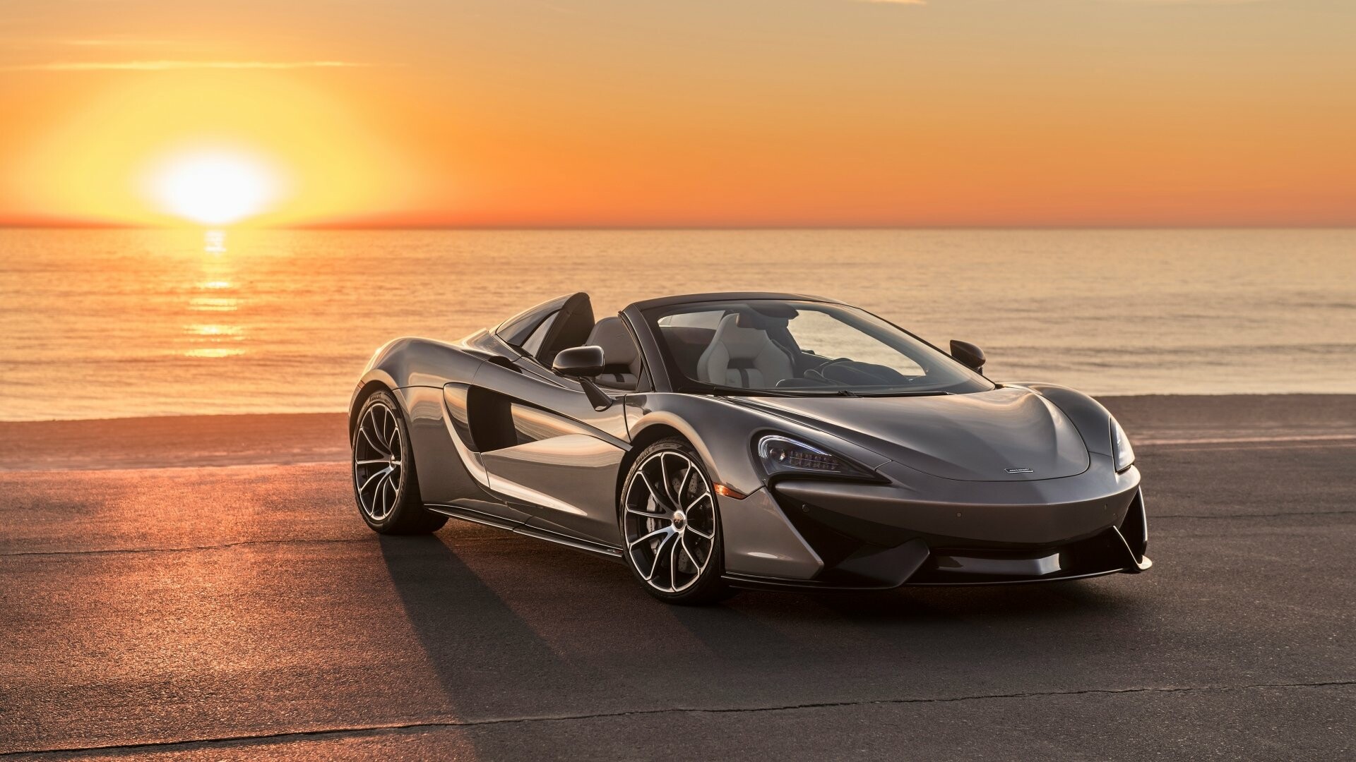McLaren: A sports car 570S, Unveiled at the 2015 New York International Auto Show. 1920x1080 Full HD Background.