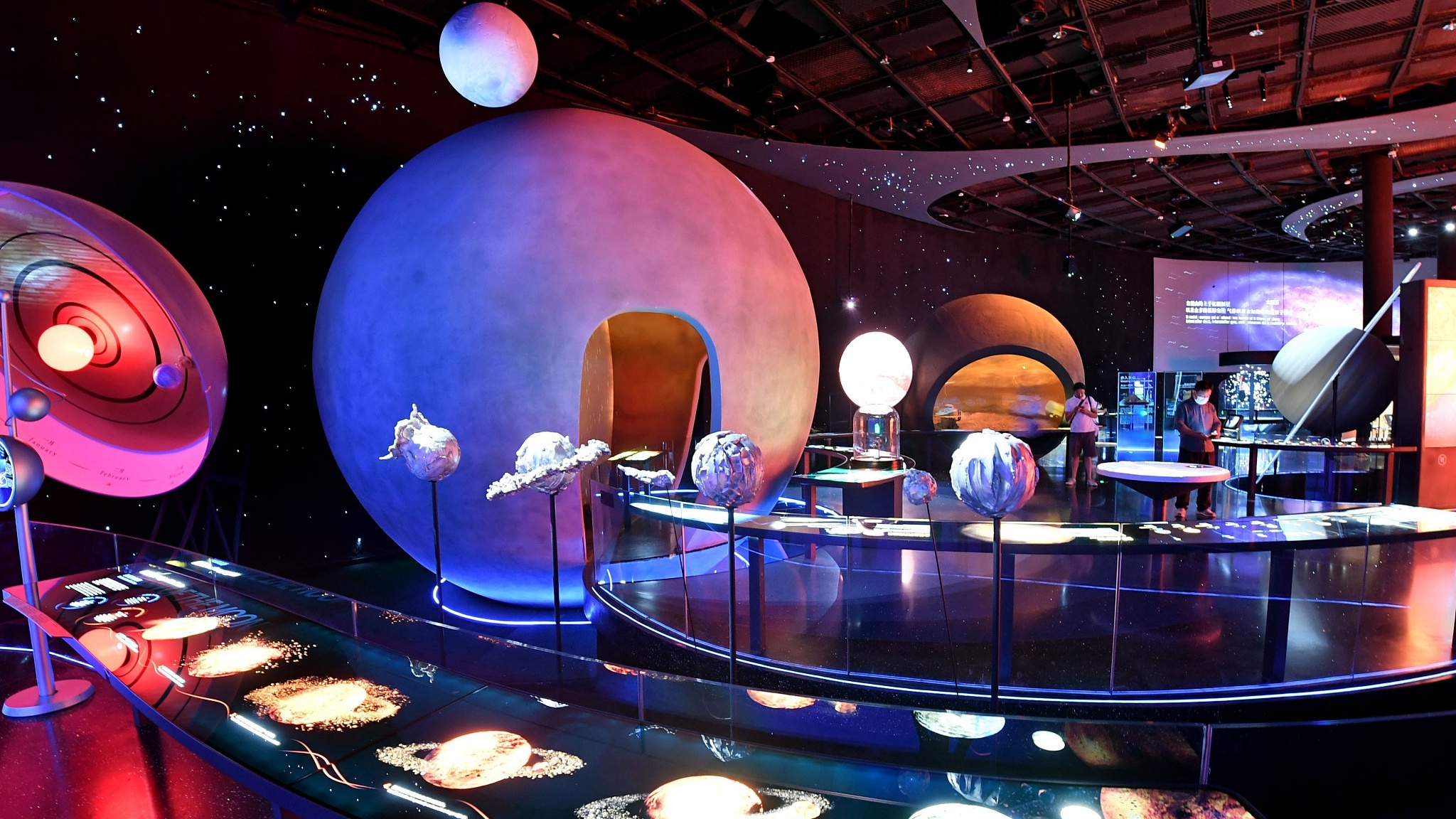 World's largest planetarium, Shanghai attraction, Cosmic spectacle, CGTN news, 2050x1160 HD Desktop