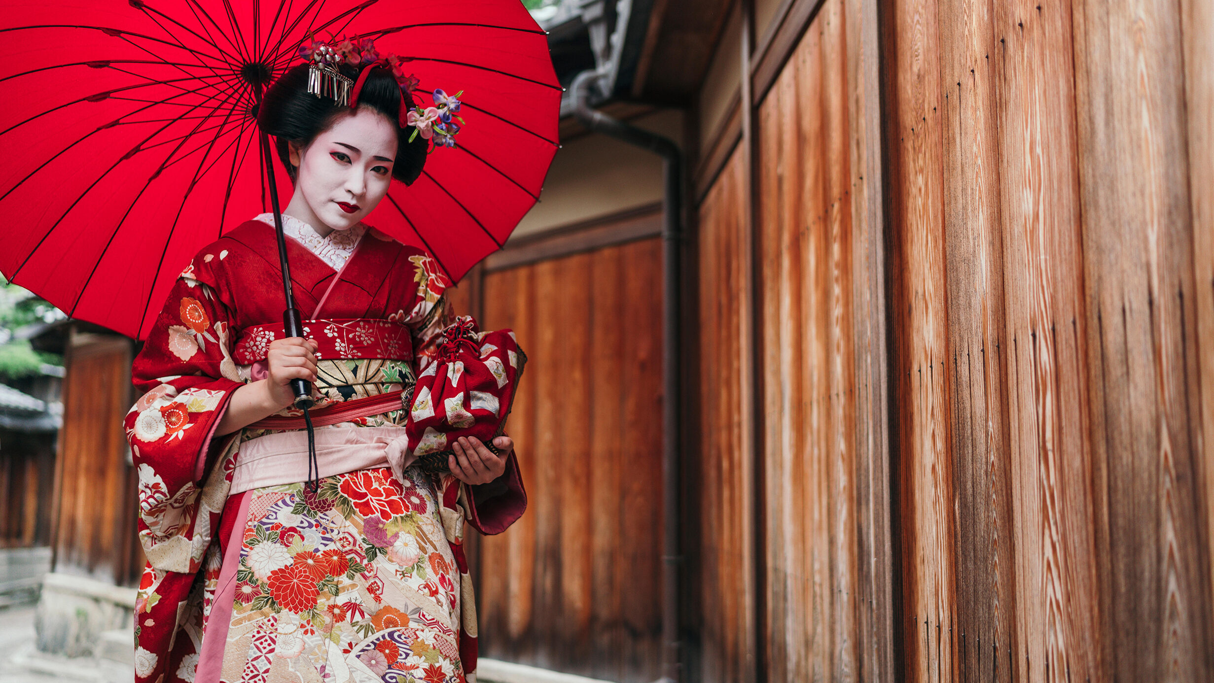 History of kimono, Cultural significance, Evolution of fashion, Japanese tradition, 2470x1390 HD Desktop