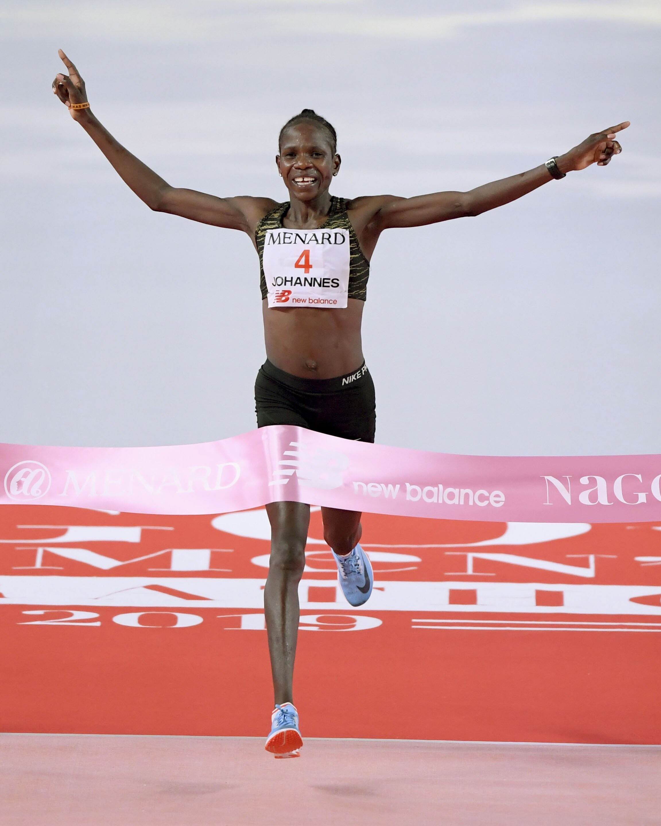 Helalia Johannes, Steely determination, Victory lap, Runner's high, 2310x2890 HD Phone