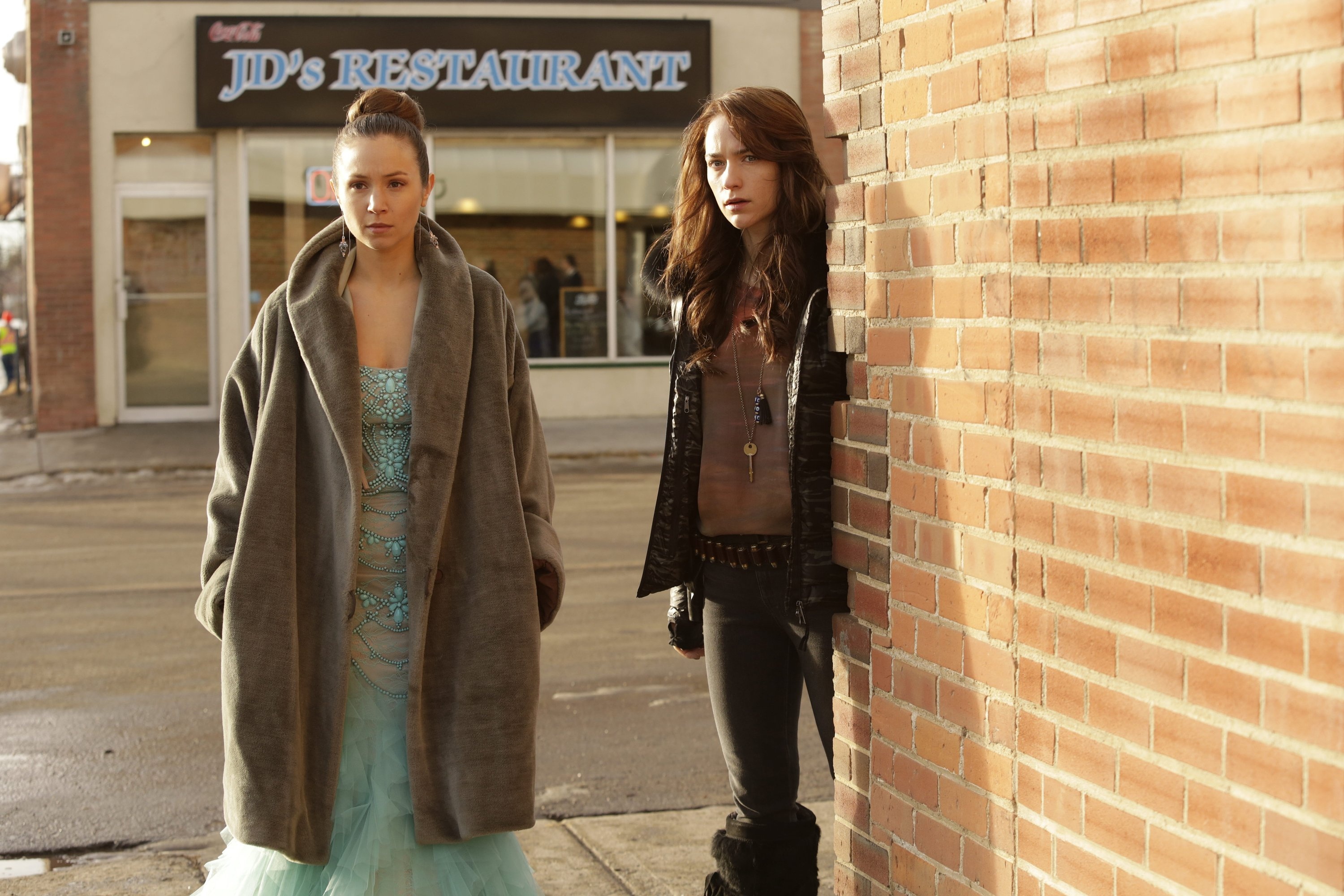 80+ Wynonna Earp HD Wallpapers and Backgrounds 3000x2000