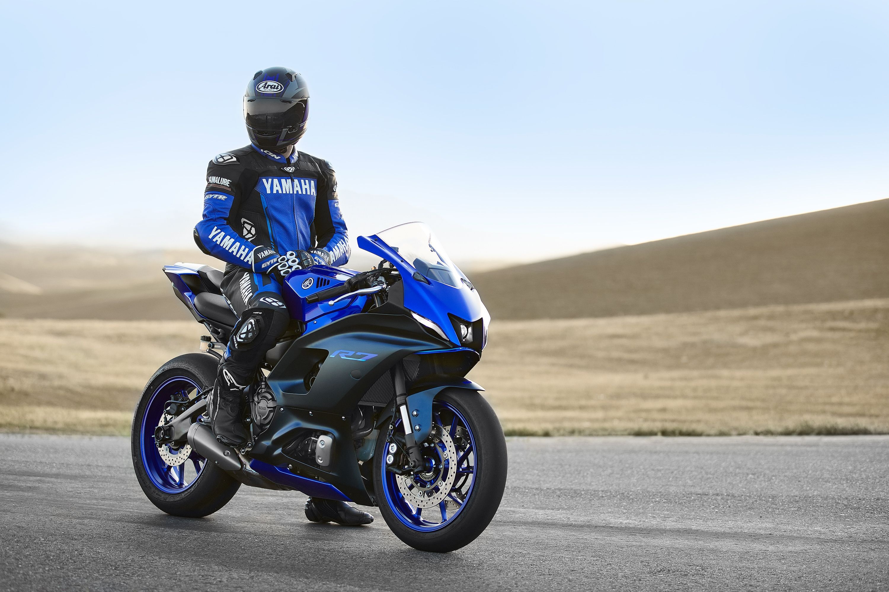 Yamaha YZFR7 Wallpapers (29+ images inside)