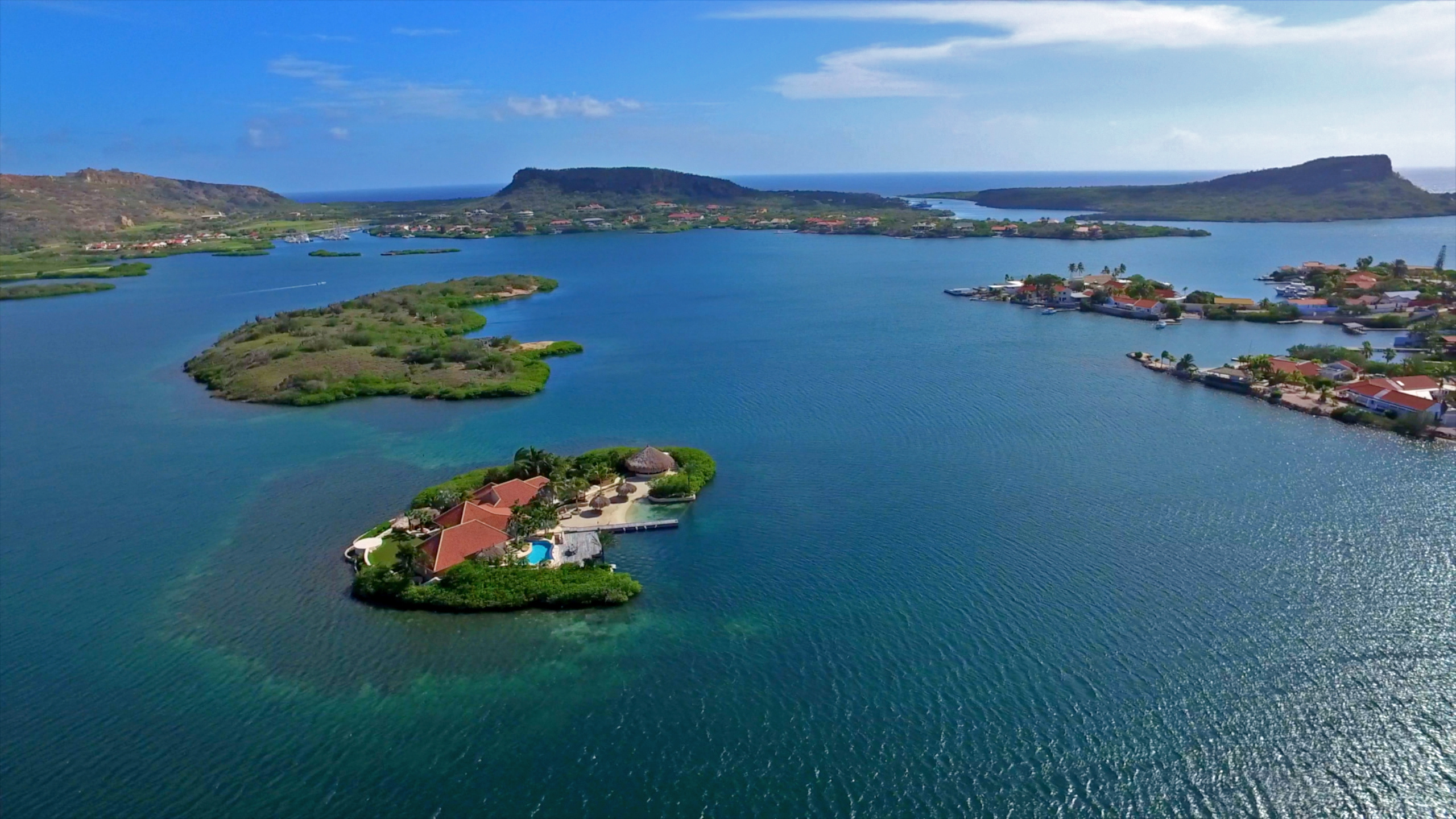 Curacao Island, Isla di Yerba, Caribbean private islands, 2560x1440 HD Desktop