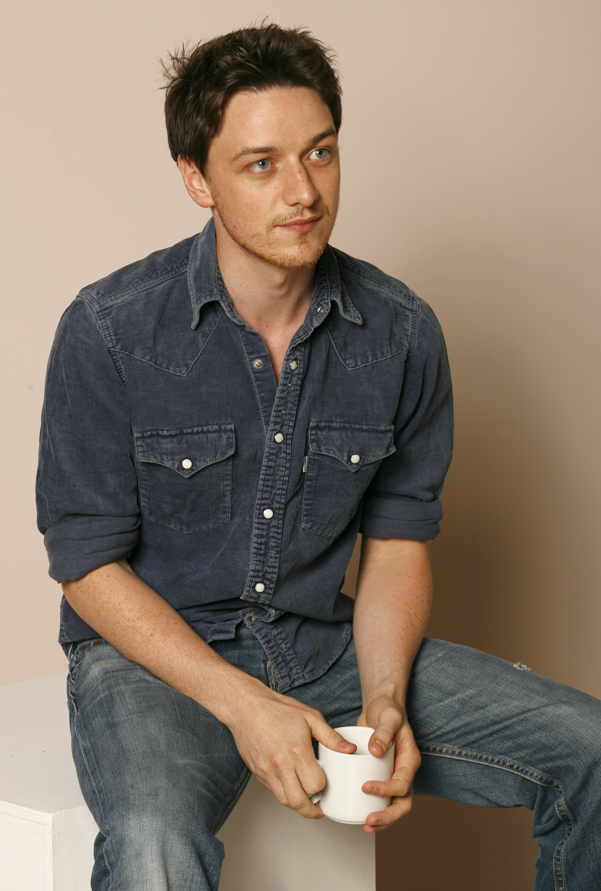 James McAvoy, Movie protagonist, Celebrity hq, 4k wallpapers, 2030x3000 HD Phone