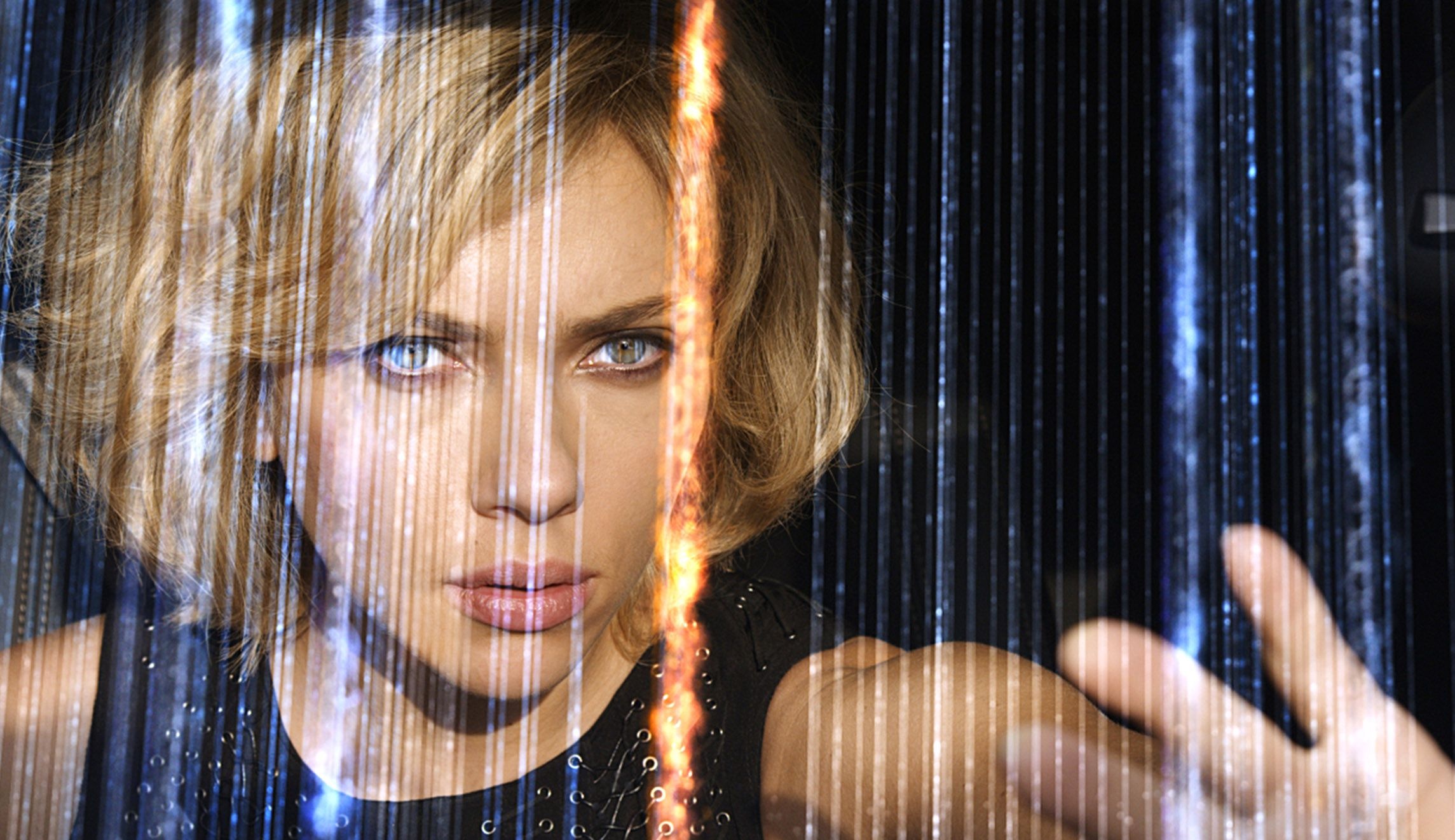 Luc Besson, Lucy review, Slant magazine, Review Lucy, 2290x1330 HD Desktop