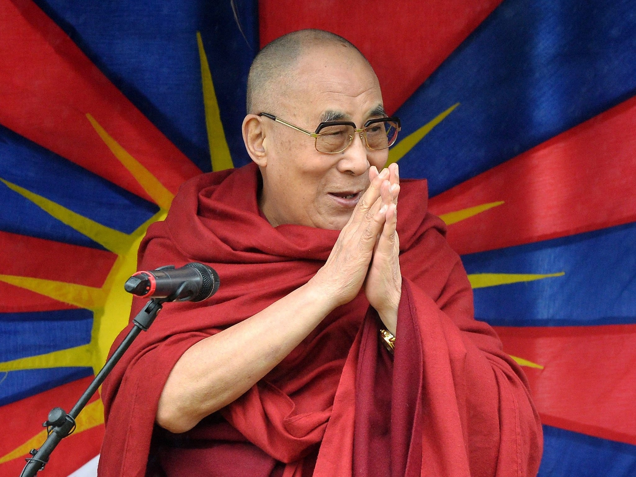 Dalai Lama: Was awarded the US Congressional Gold Medal in 2006. 2050x1540 HD Background.