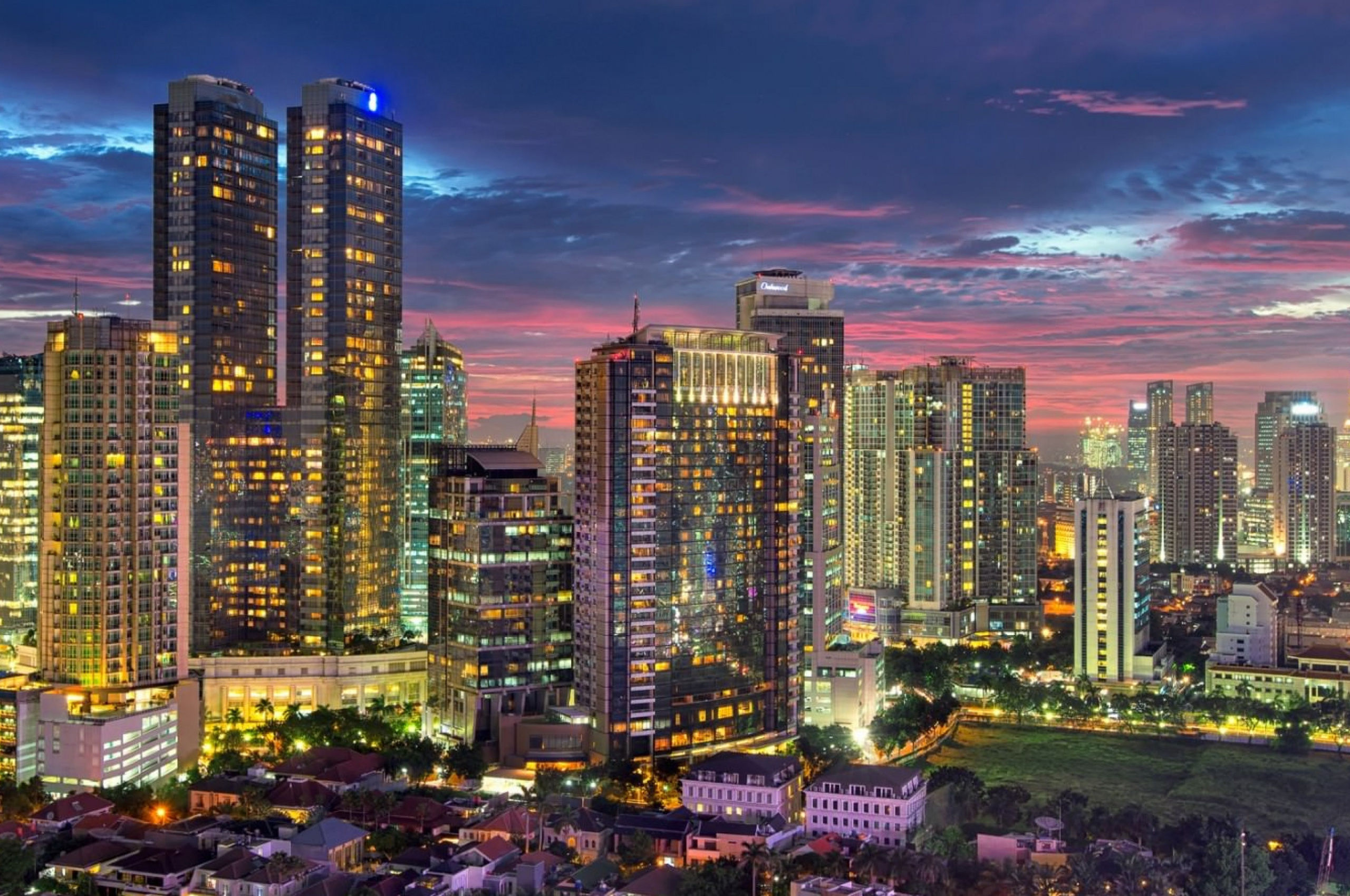 Jakarta skyline, Urban buzz, Modern metropolis, City lights, 2560x1700 HD Desktop