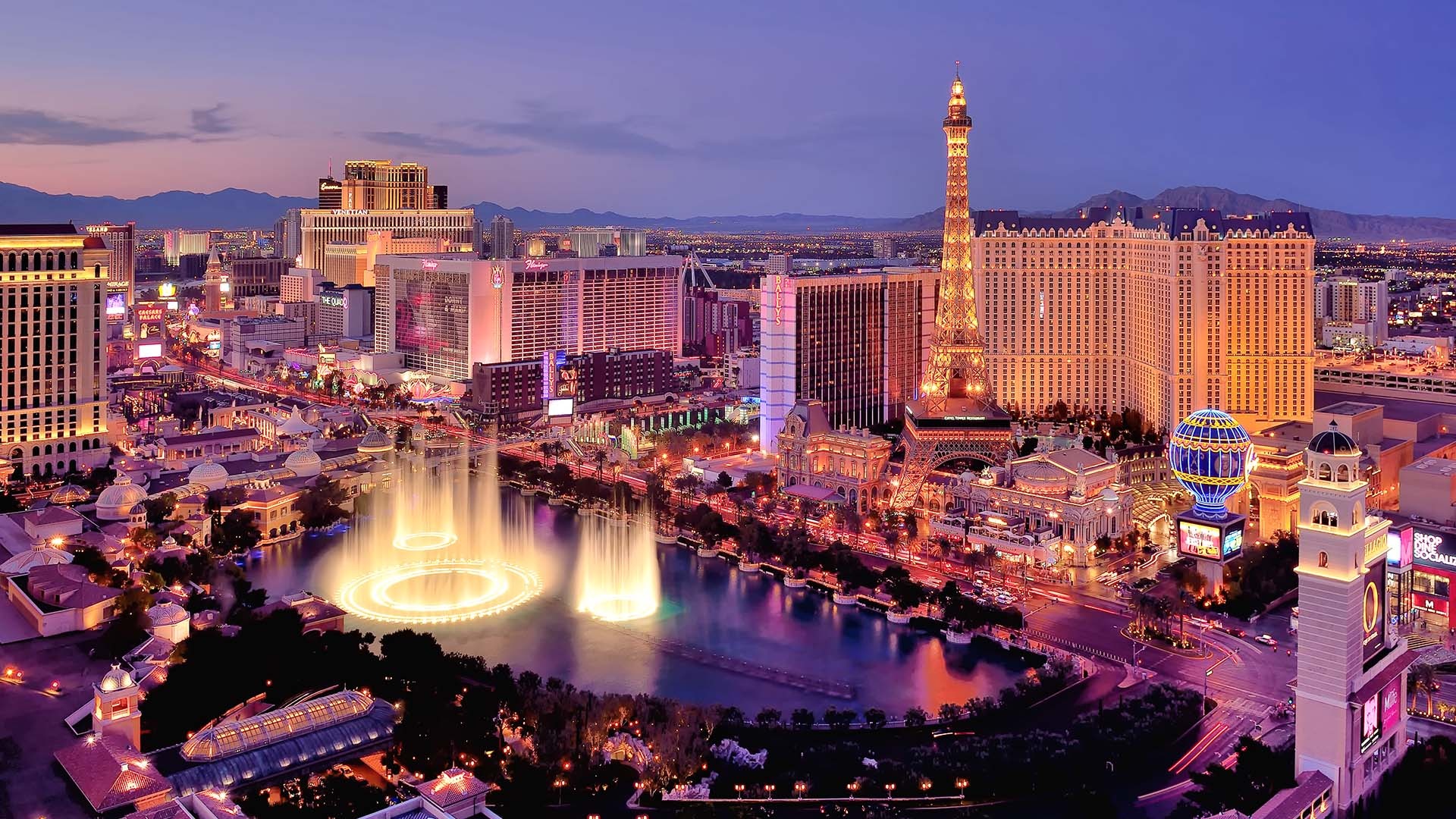 Las Vegas Skyline, Sports lovers' paradise, Marriott Bonvoy traveler, Thrilling activities, 1920x1080 Full HD Desktop