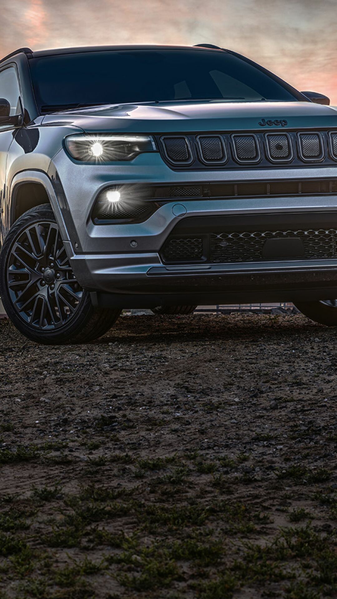 Jeep Grand Cherokee: Powerful truck, Offered in multiple trims, 4×4. 1080x1920 Full HD Background.