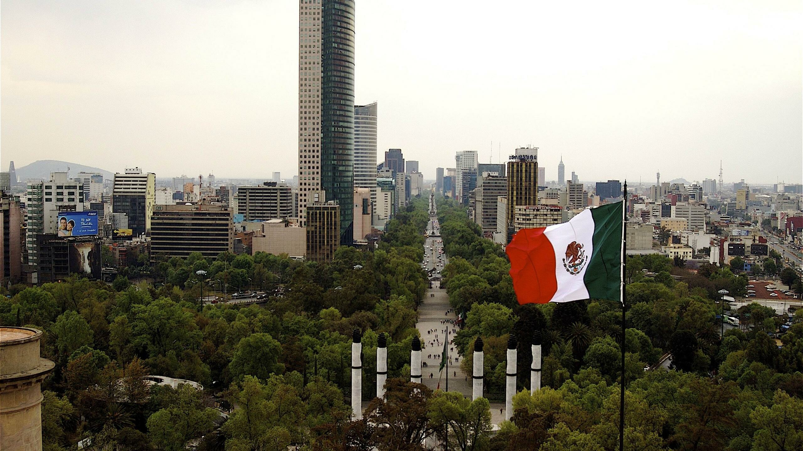 Mexico: Mexico City, the capital and largest city, and the most populous city in North America. 2560x1440 HD Wallpaper.