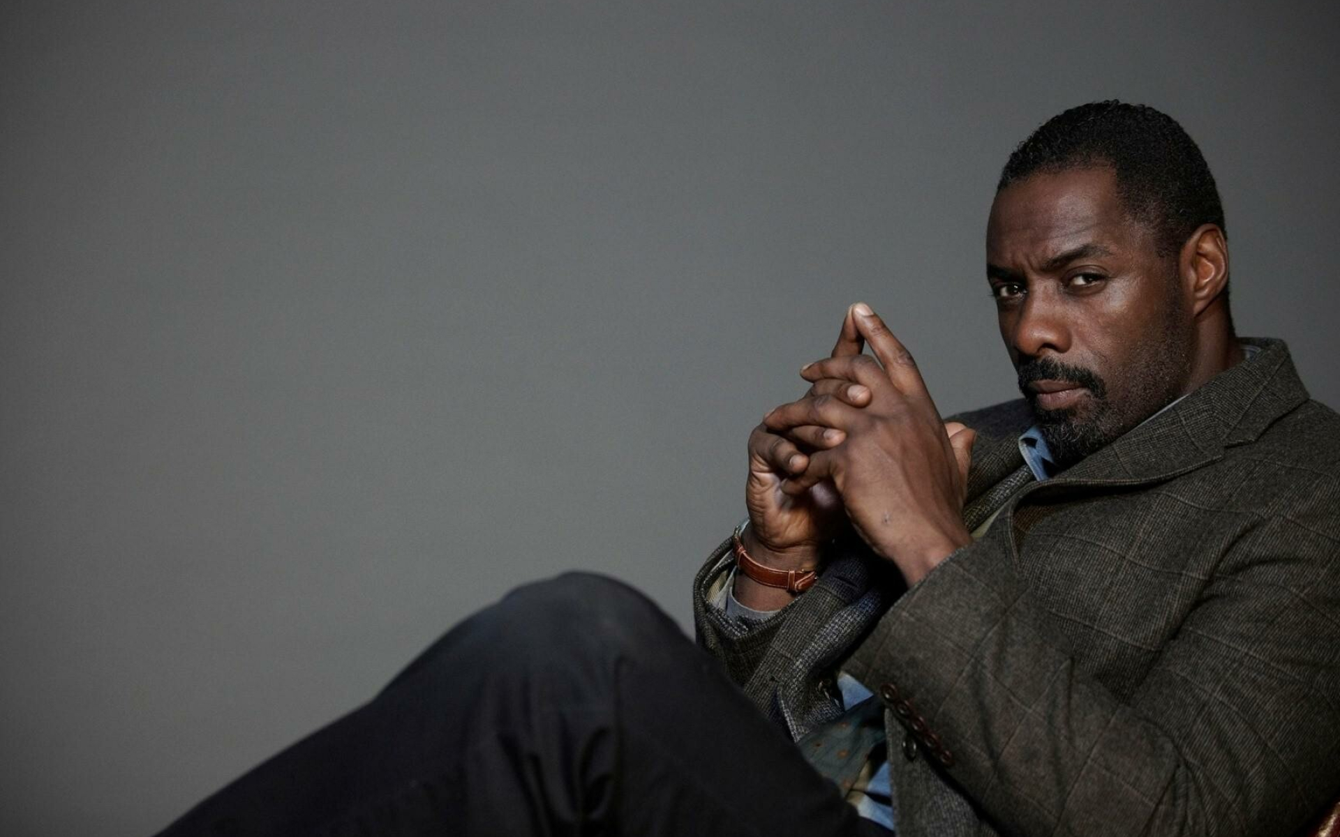 Luther (TV series): Idris Elba as a titular character in the BBC One's Psychological Crime drama. 1920x1200 HD Wallpaper.