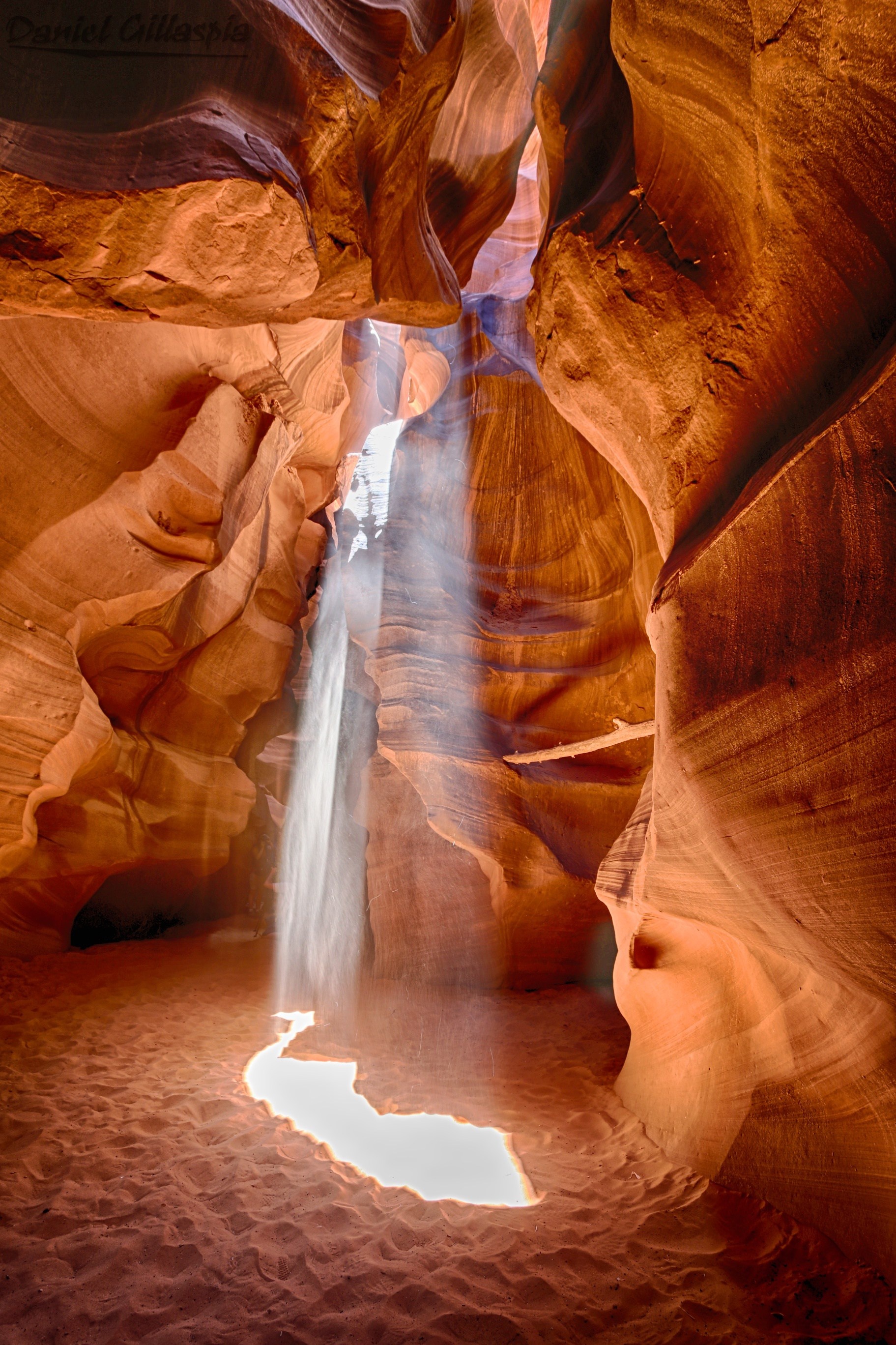 Antelope Canyon wallpapers, Earth's beauty, 4K wallpapers, Nature photography, 1830x2740 HD Phone