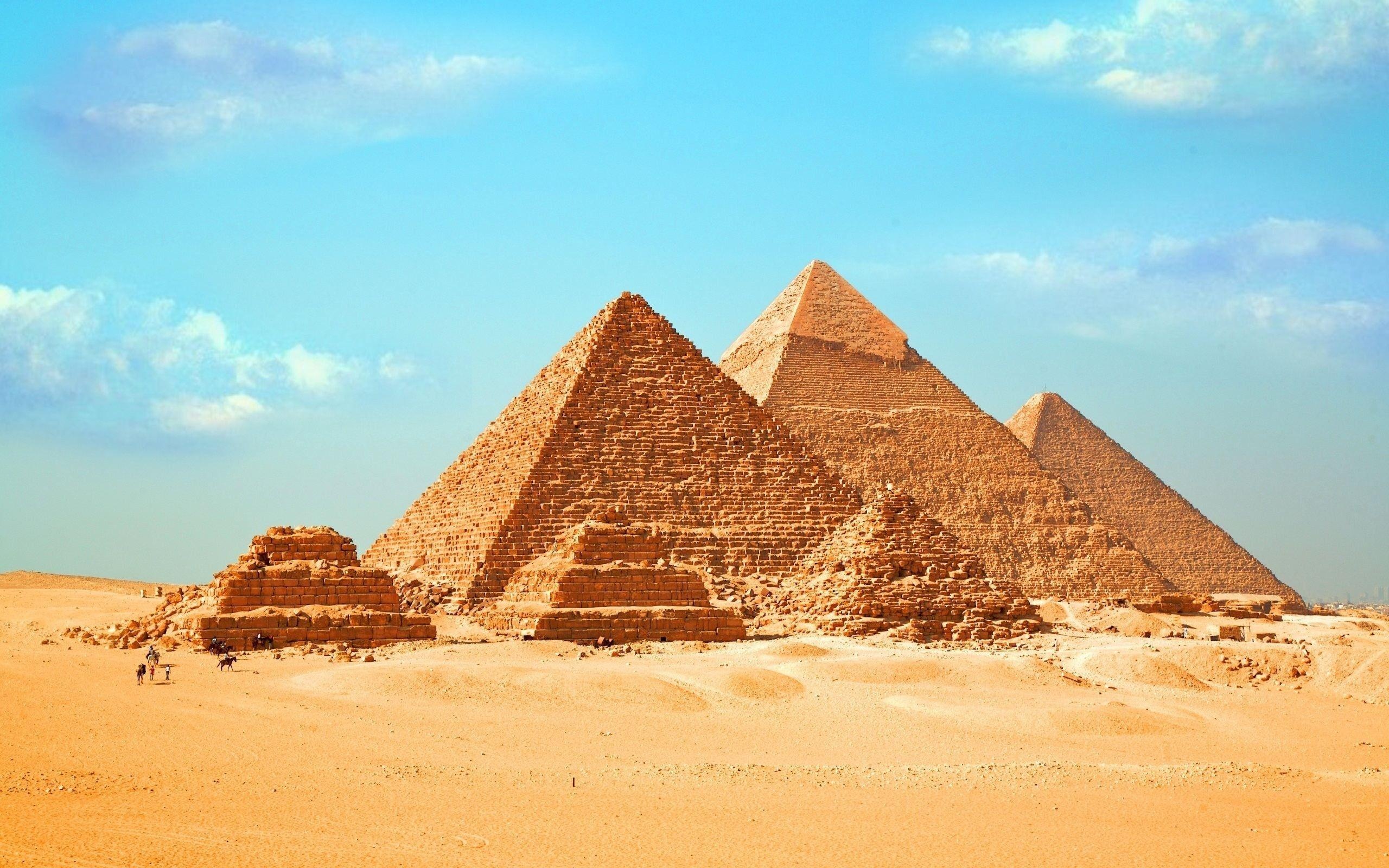 Pyramids of Giza, Egyptian inspired wallpapers, Ancient mystique, Cultural heritage, 2560x1600 HD Desktop