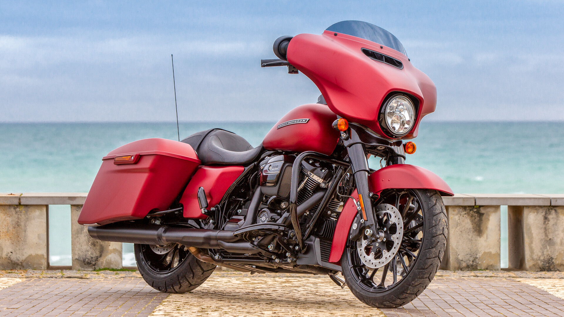 Harley-Davidson Glide: Touring model, American motorcycle manufacturer. 1920x1080 Full HD Background.