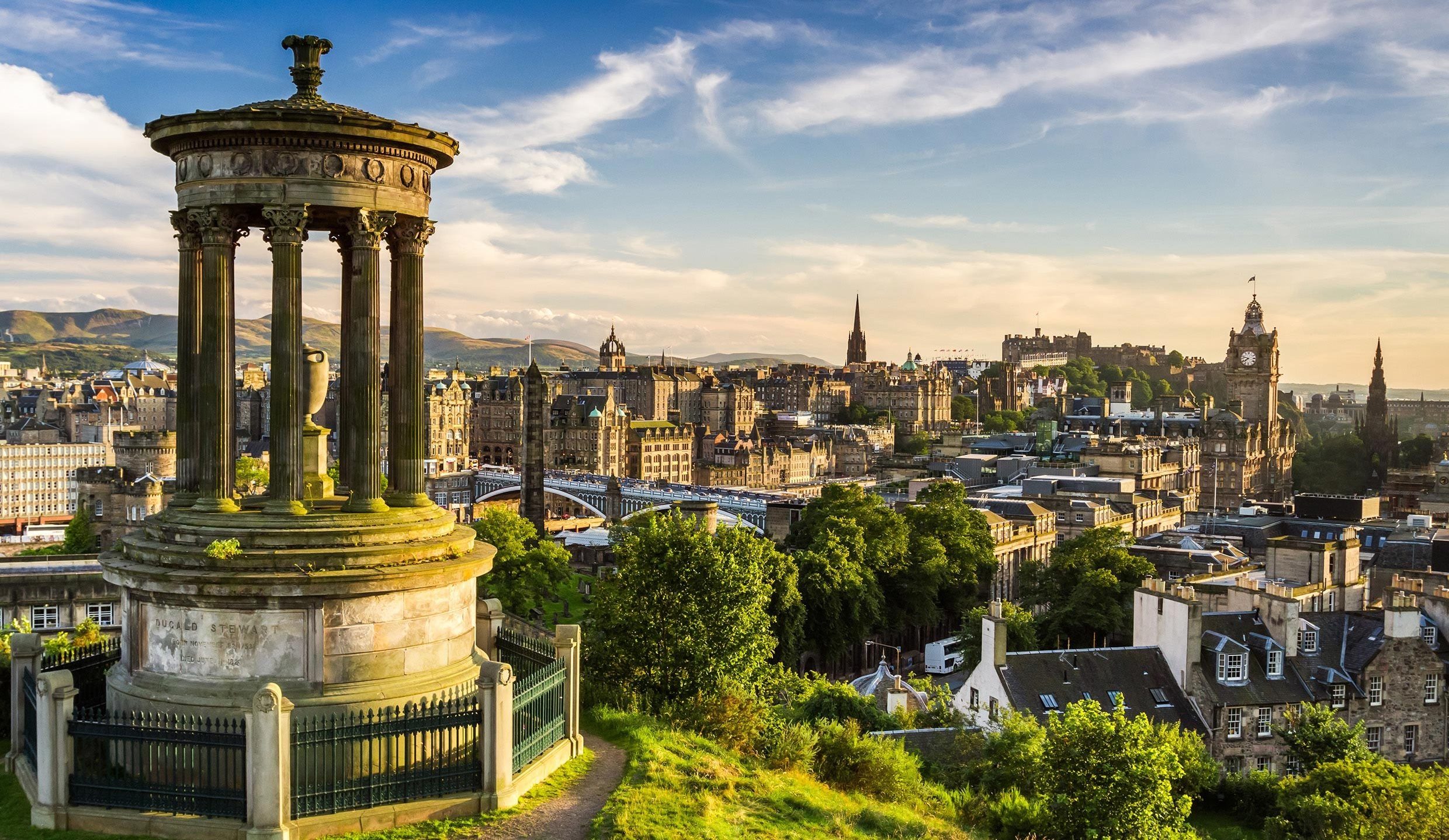 Edinburgh skyline, Scottish travel, Landmark, 2480x1440 HD Desktop