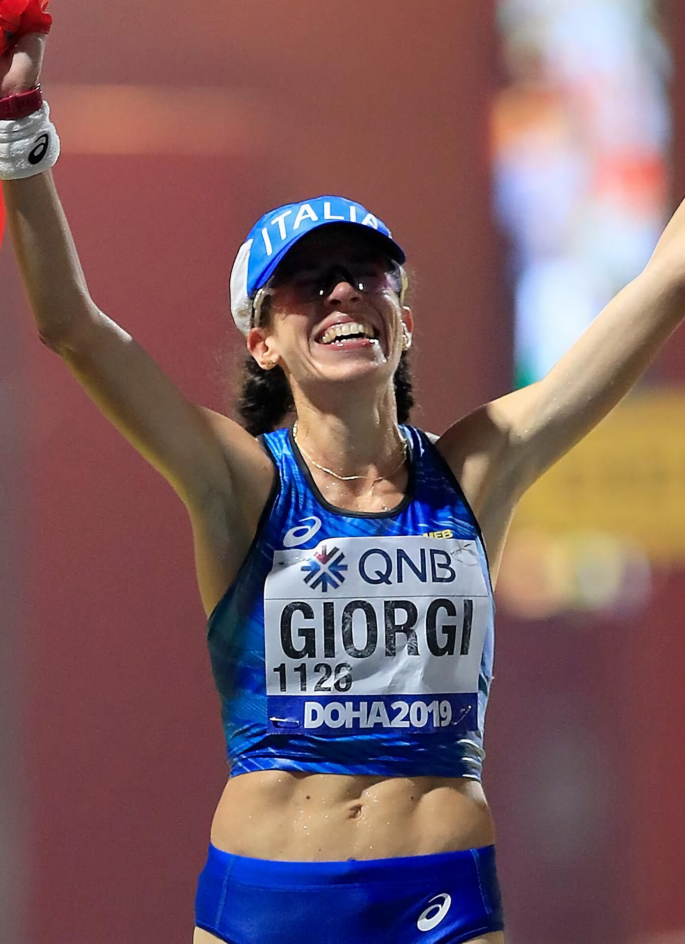 Eleonora Giorgi, Racewalking queen, Medal pursuit, Unrelenting drive, 1400x1920 HD Phone