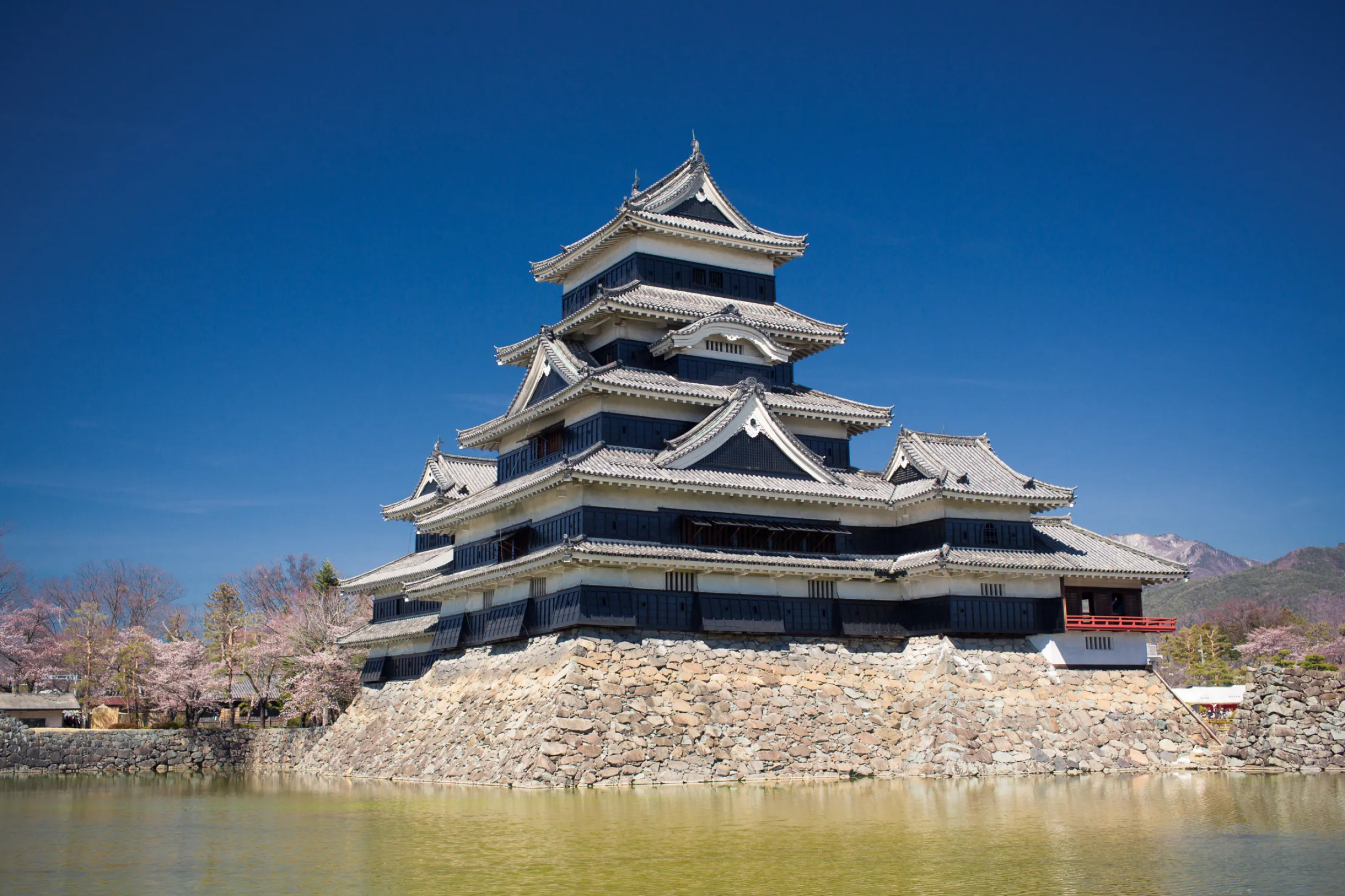 Matsumoto Castle, Orange wasabi, Stunning photography, Travel memories, 2500x1670 HD Desktop