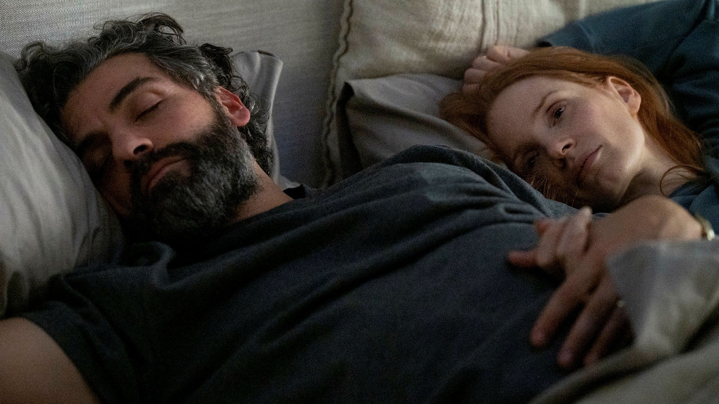 Scenes from a Marriage, Oscar Isaac, Jessica Chastain, Moody Brilliance, 2400x1350 HD Desktop