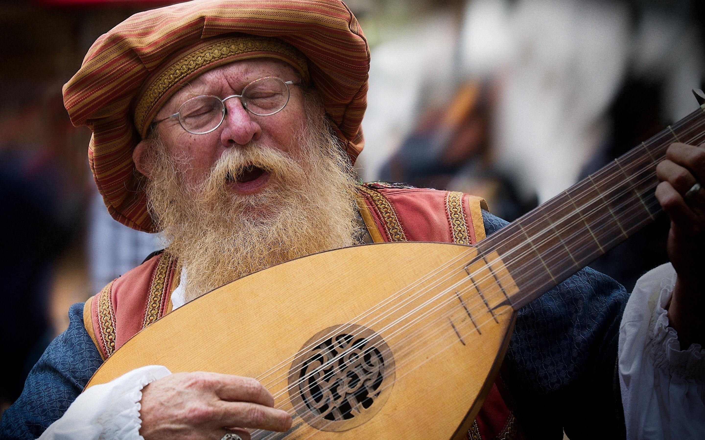 Lute: Roleplaying Event, Medieval Bards Competition, Costumed Music Festival, Lute Guitar. 2880x1800 HD Wallpaper.