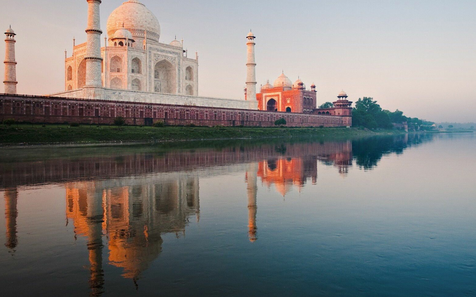 Taj Mahal, India, Majestic architecture, 1920x1200 HD Desktop