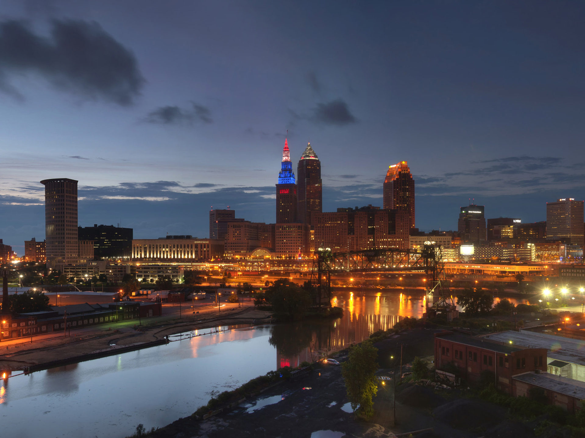 Cleveland city of rock, Panorama evening, Vibrant cityscape, Ohio travels, 1920x1440 HD Desktop
