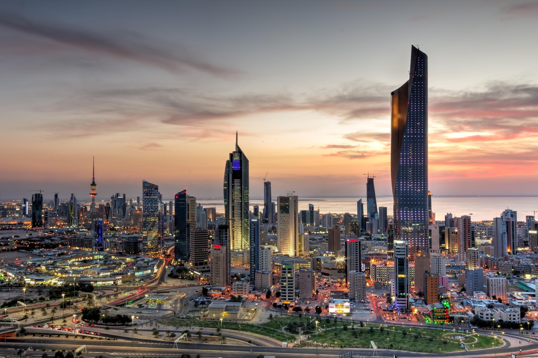 Kuwait City, Middle Eastern metropolis, Cultural hub, Architectural marvels, 2050x1370 HD Desktop