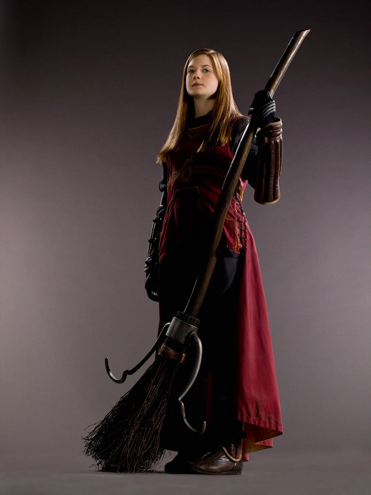 Ginny Weasley, Quidditch robes, Harry Potter fan zone, 1500x2000 HD Phone