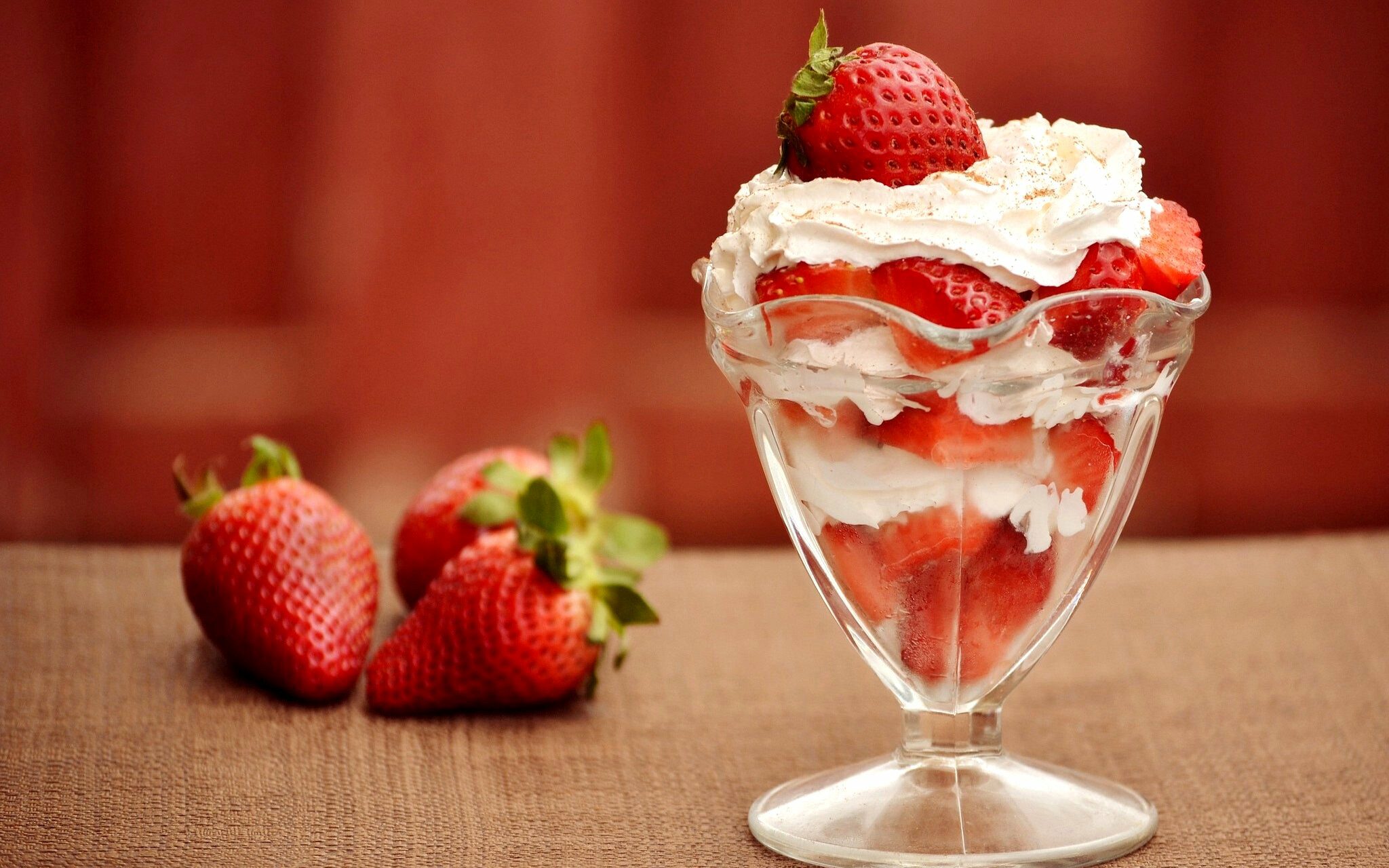 Ice Cream: A frozen dairy food made from cream or butterfat, milk, sugar, and flavorings. 2050x1280 HD Wallpaper.