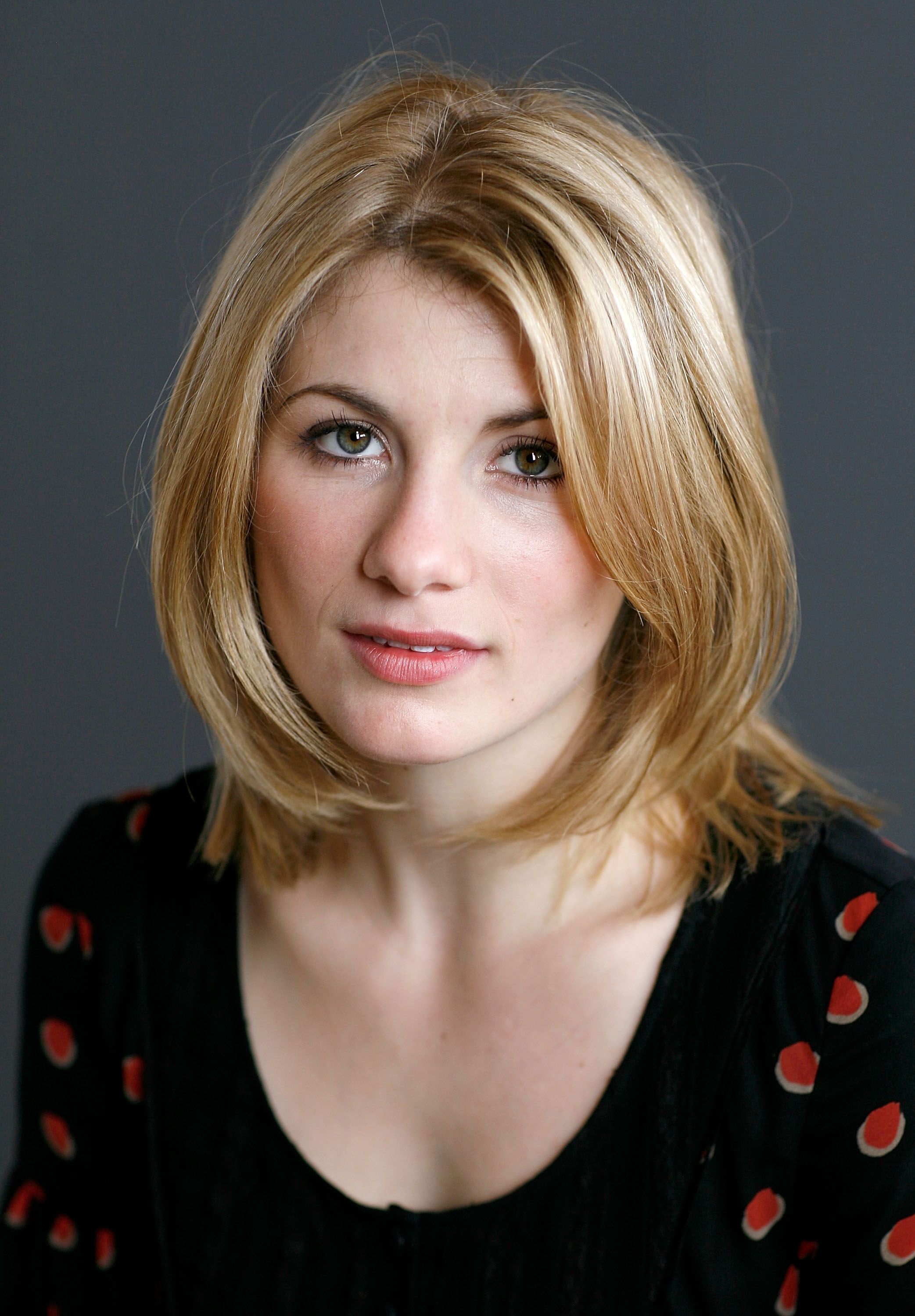 Jodie Whittaker, Top celebrity wallpapers, Stunning backgrounds, 2090x3000 HD Handy