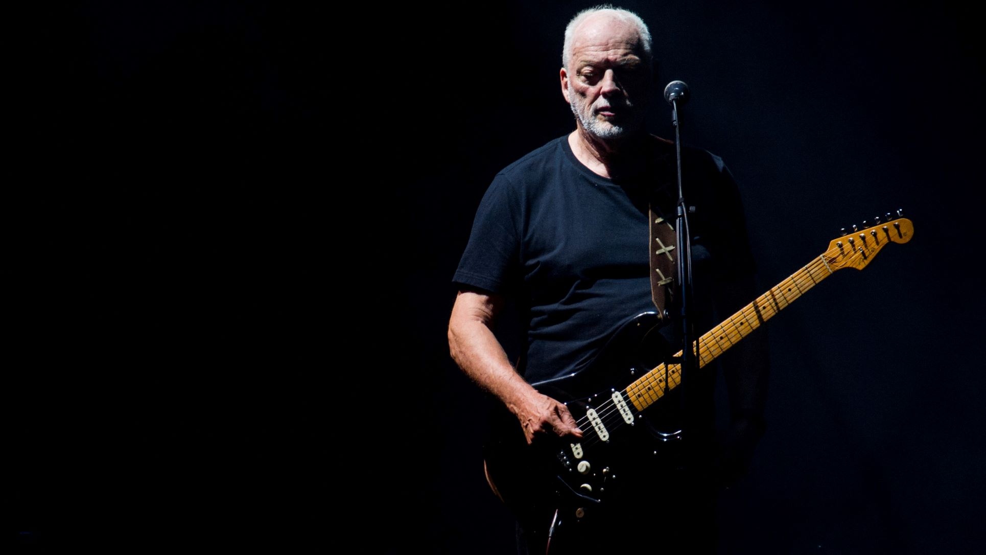 David Gilmour, Musical legend, Five acts of greatness, Guitar Player article, 1930x1090 HD Desktop