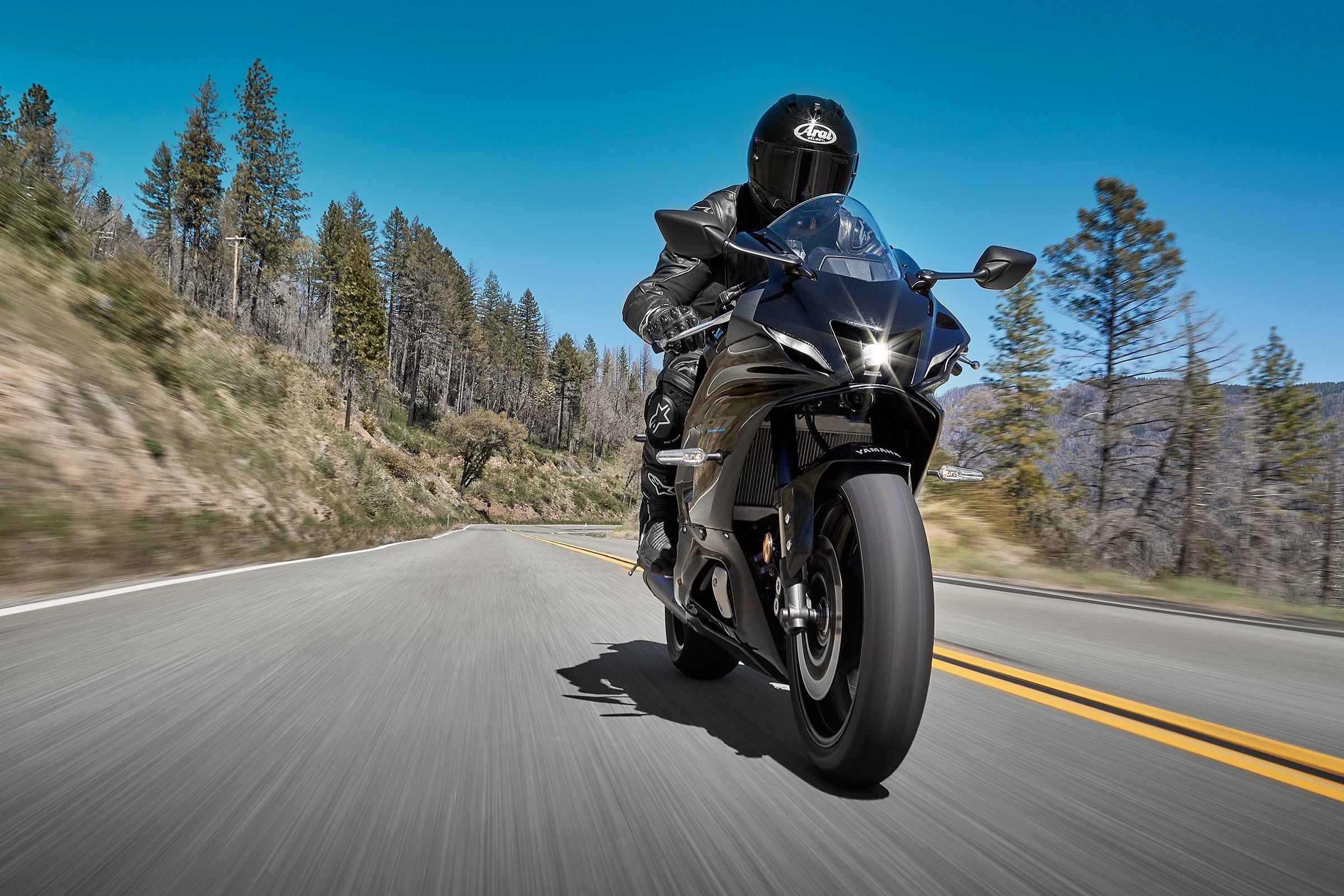 Yamaha YZF-R7, Sporty motorcycle, Dynamic performance, Two-wheeled power, 2400x1600 HD Desktop