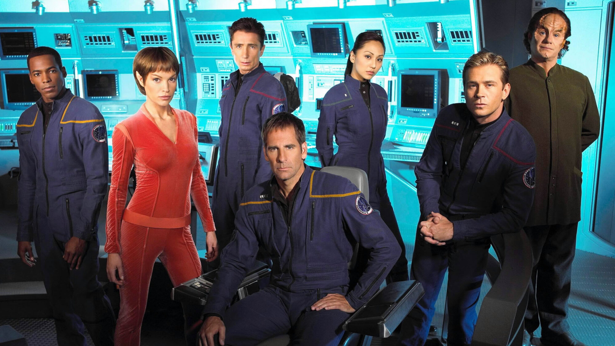 Enterprise (TV Series): The crew of the fictional spacecraft, Television series and films in the Star Trek science fiction franchise. 2000x1130 HD Background.