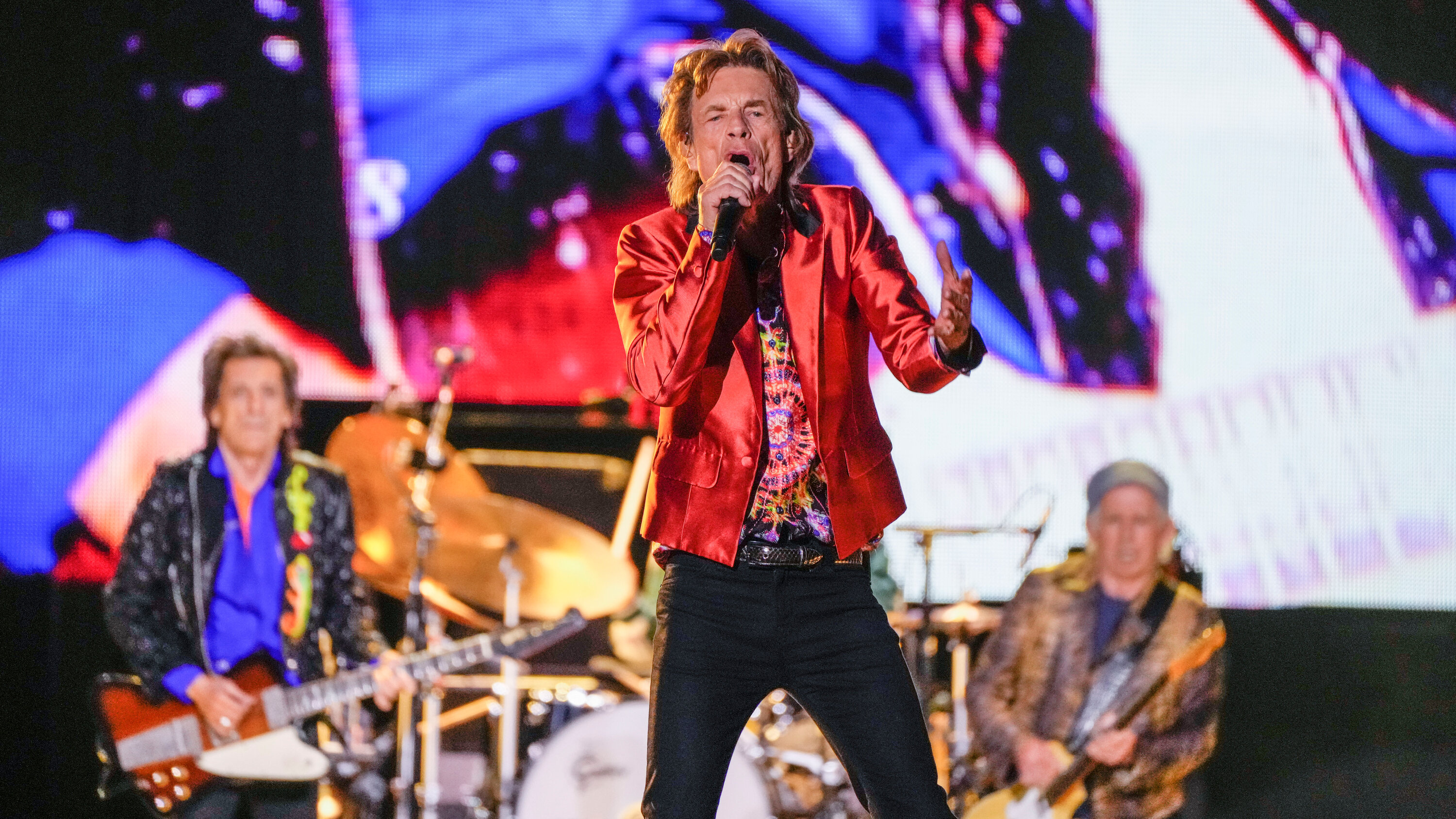 Concert postponed, Mick Jagger, Positive for virus, New York Times, 3000x1690 HD Desktop