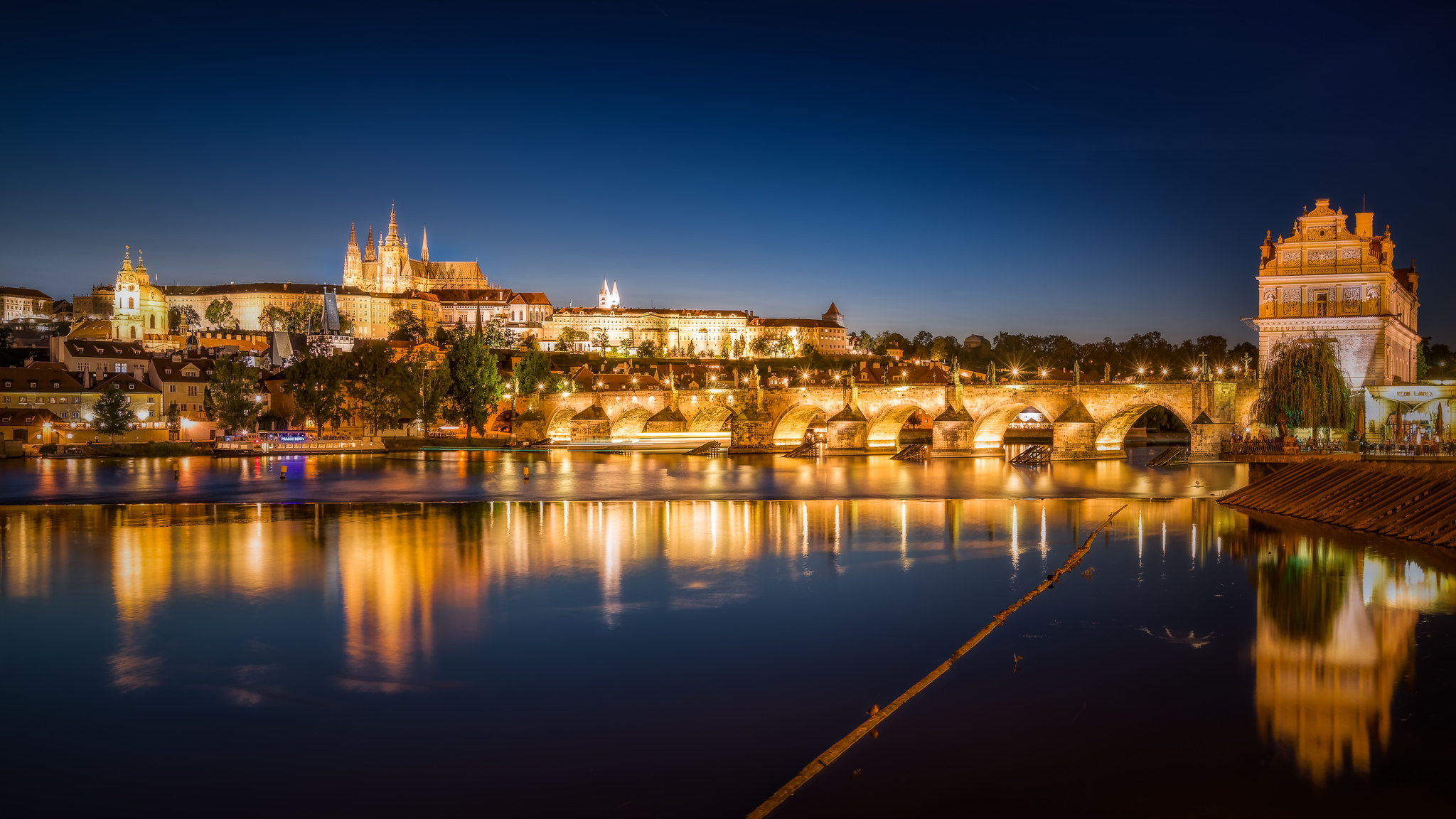 Prague Castle, Charles Bridge, Free pictures, Czech Republic, 2050x1160 HD Desktop