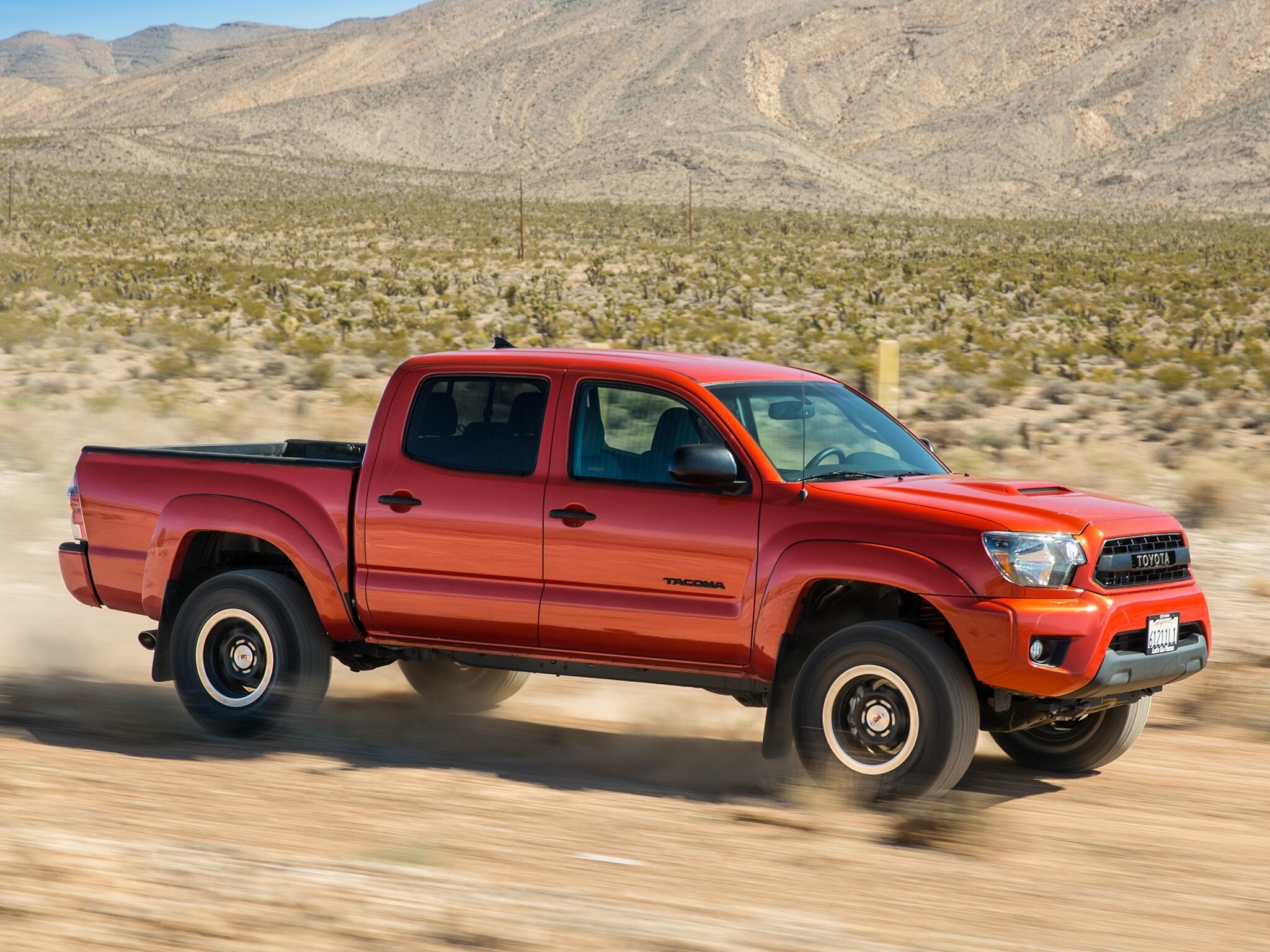 Toyota Tacoma: The 2005–08 model years came with a mechanical limited-slip differential. 2050x1540 HD Wallpaper.