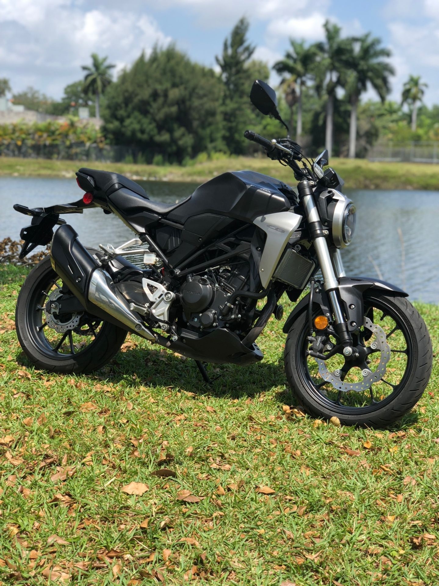 Honda CB300R, Certified pre-owned, Metallic gray color, Reliable and stylish, 1440x1920 HD Handy