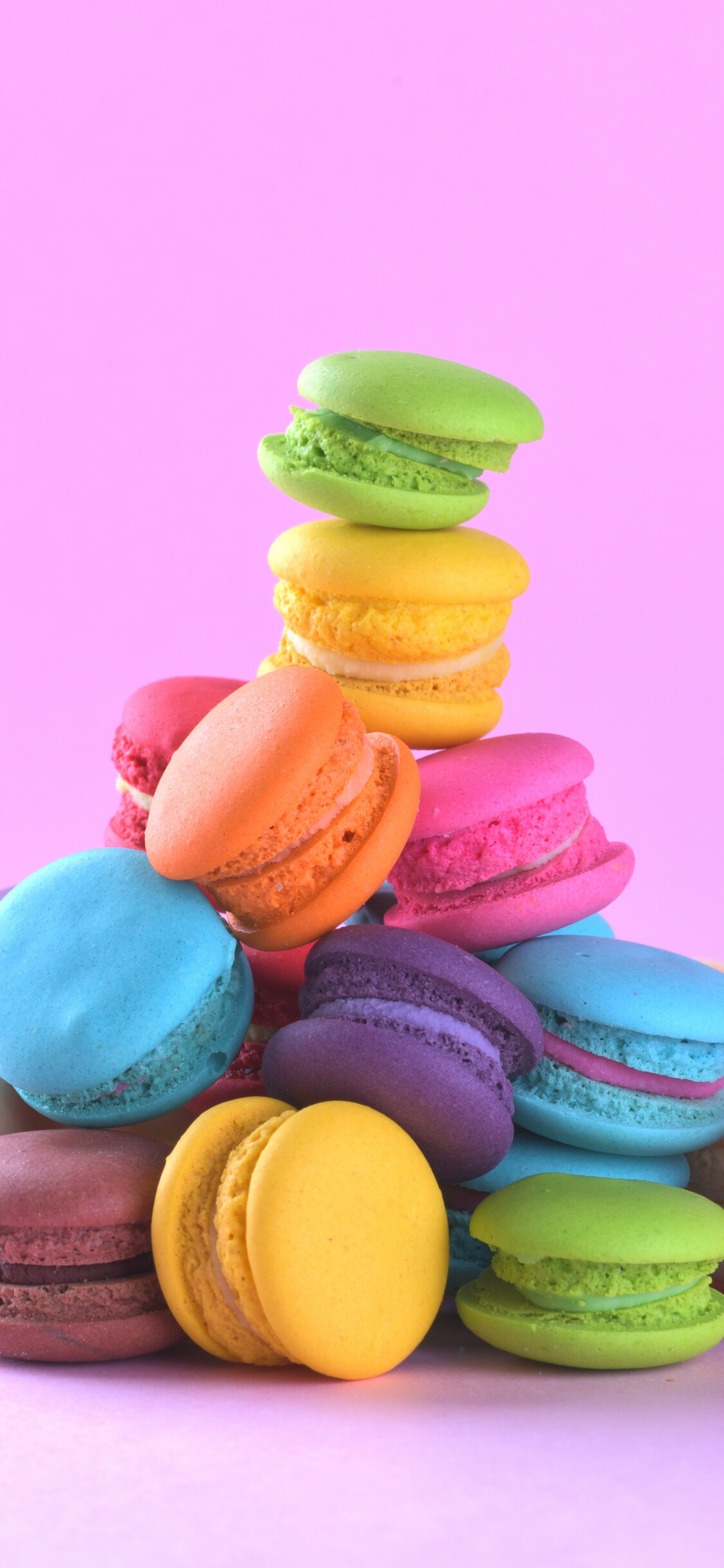 Sweets: Macaron, A confection made up of two round, flat, almond-flour-based cookies. 1130x2440 HD Wallpaper.